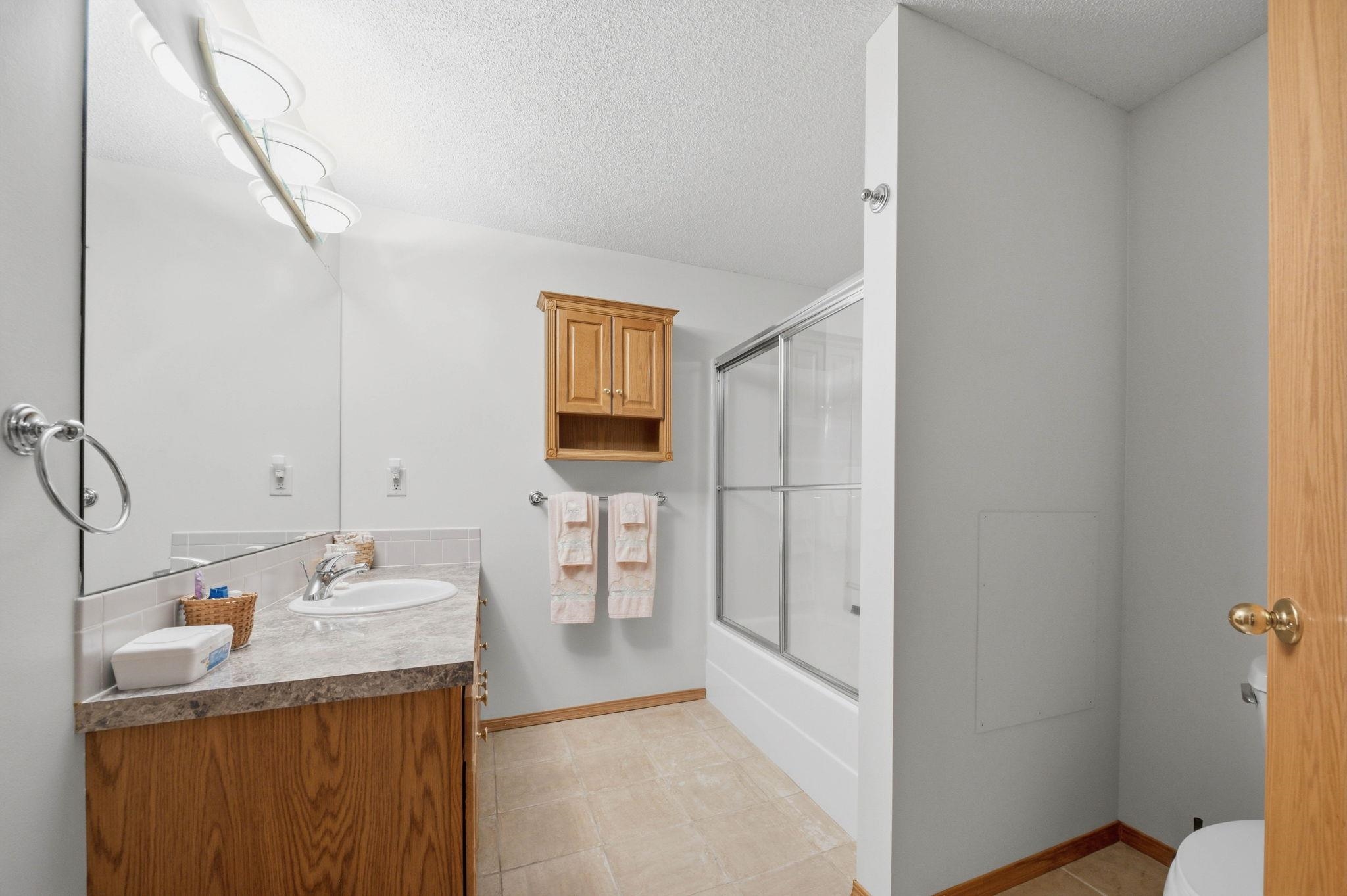 2301 N Lakeway Ct. Property Photo 25
