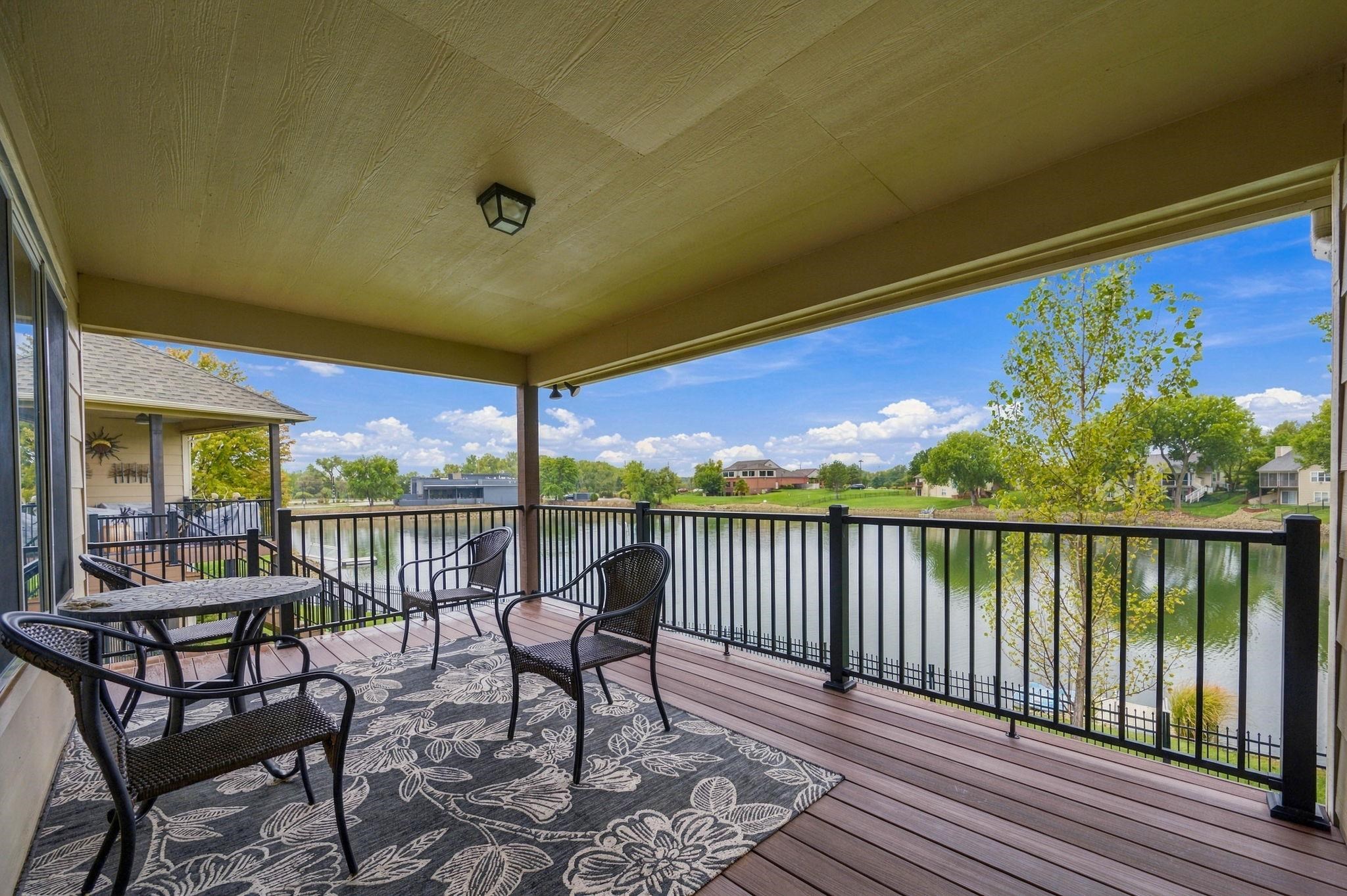 2301 N Lakeway Ct. Property Photo 30