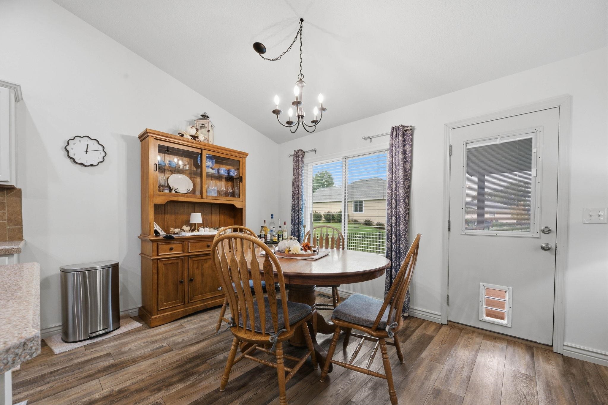 2264 N Lakeway Cir Property Photo 15