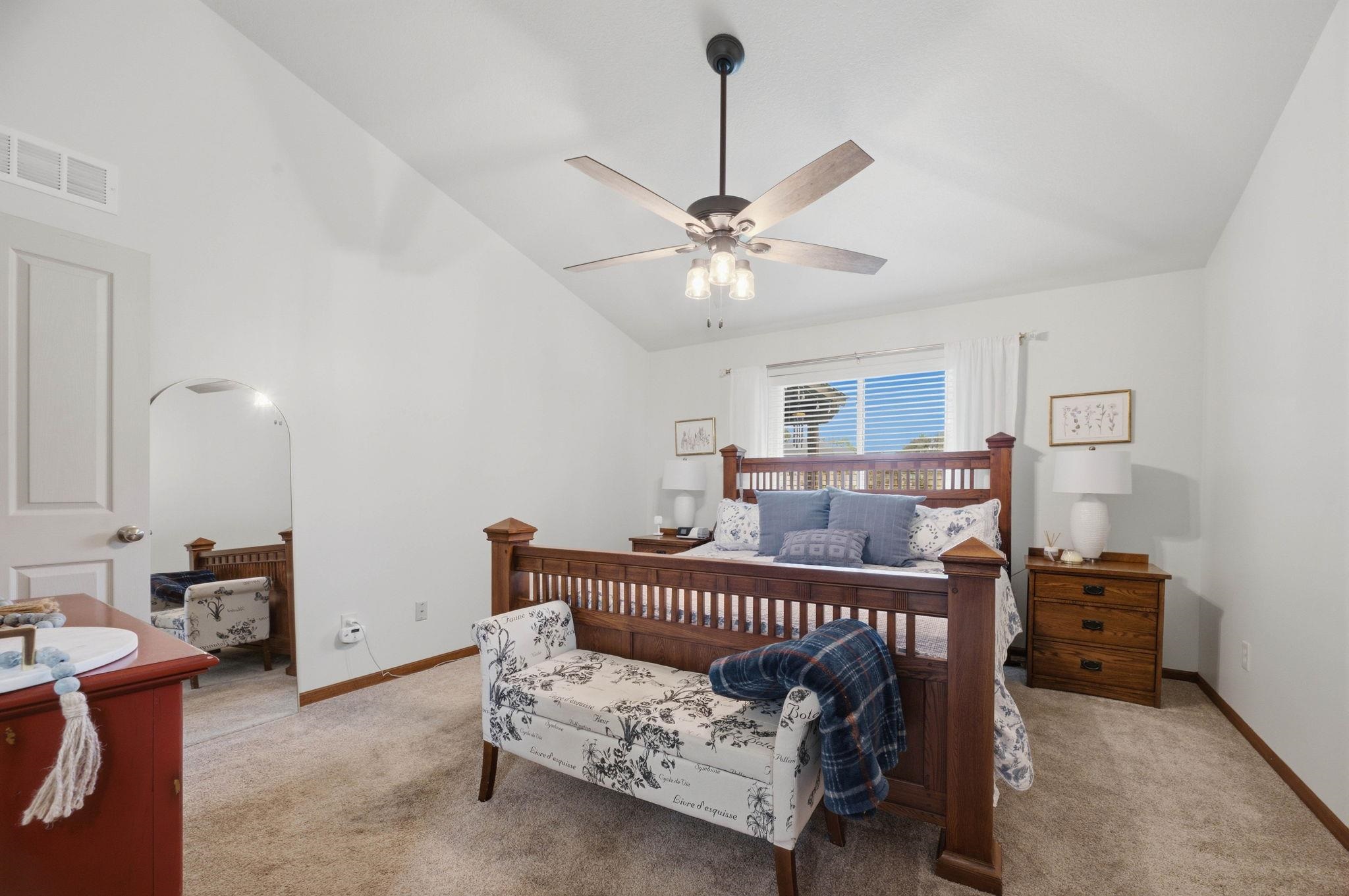 2264 N Lakeway Cir Property Photo 18