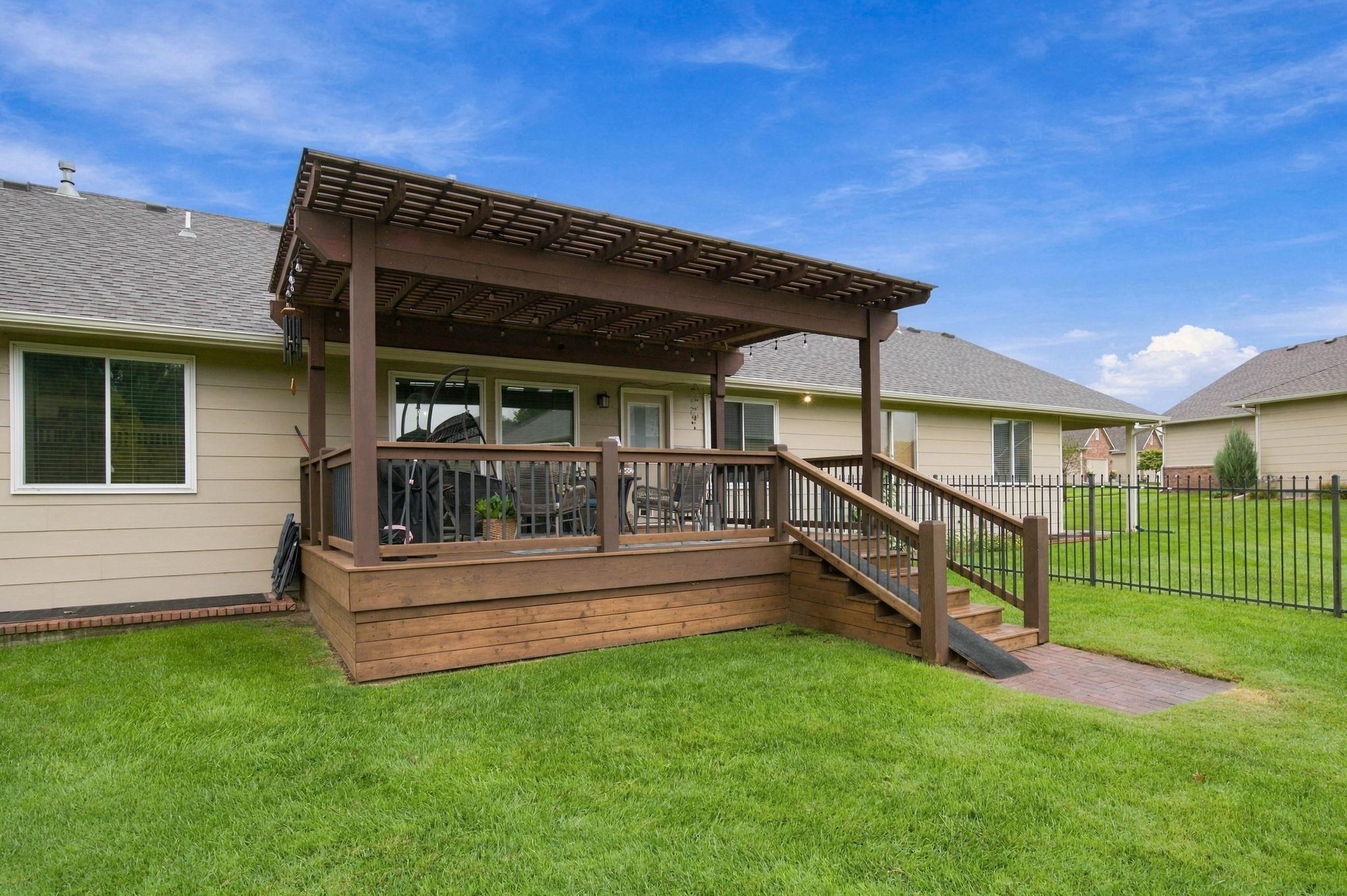 2264 N Lakeway Cir Property Photo 33