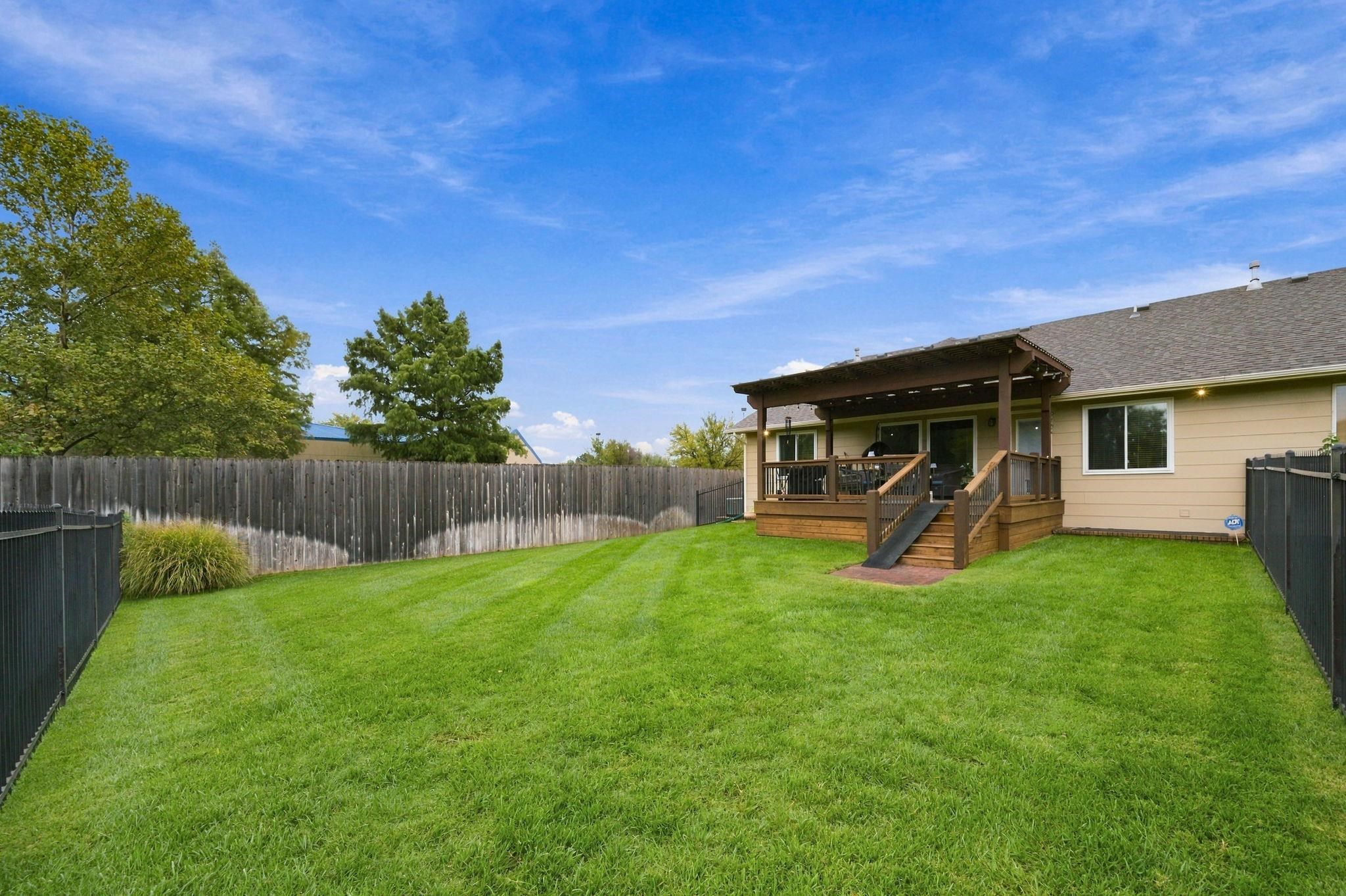 2264 N Lakeway Cir Property Photo 36