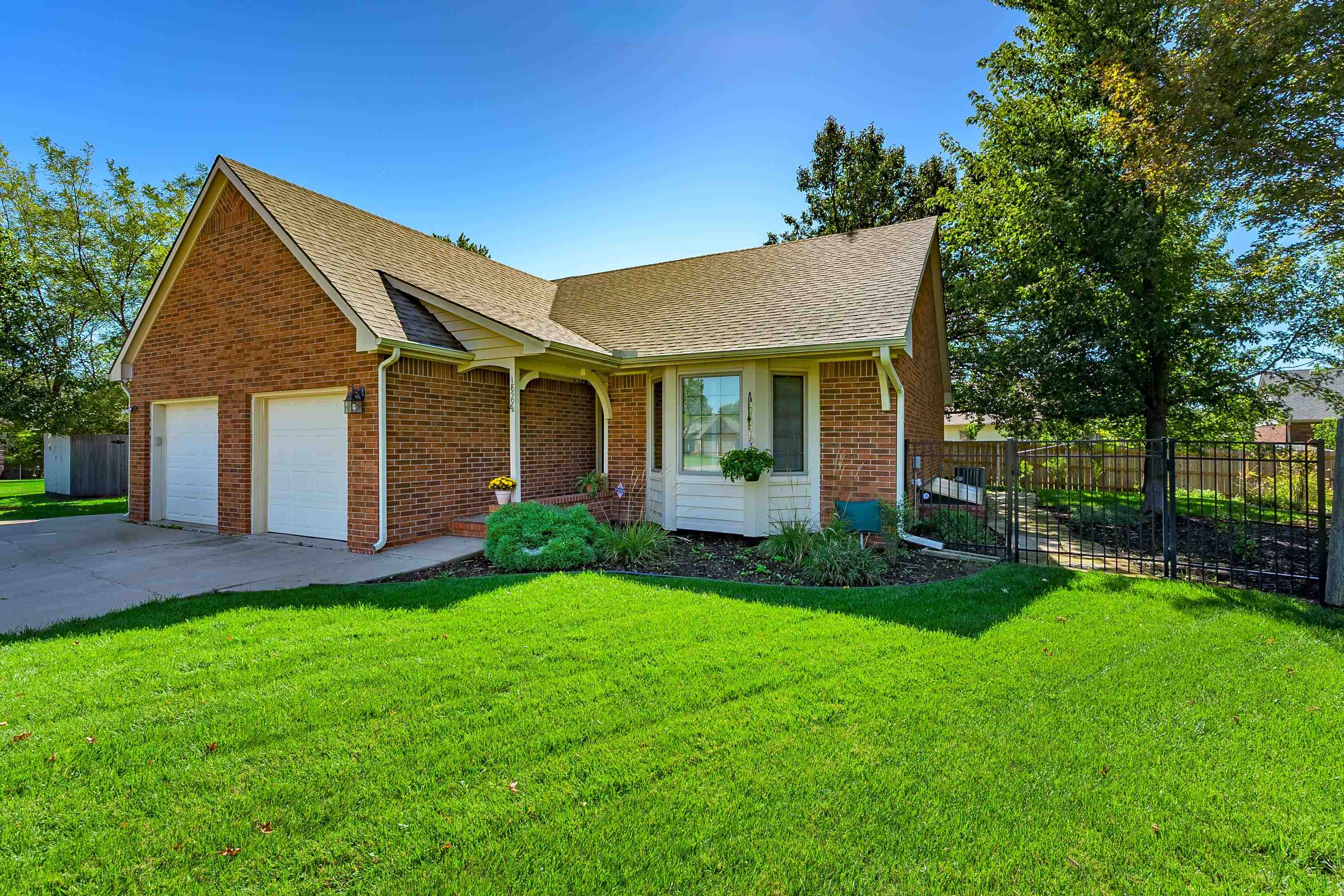 1859 S Beech Ct Property Photo 1