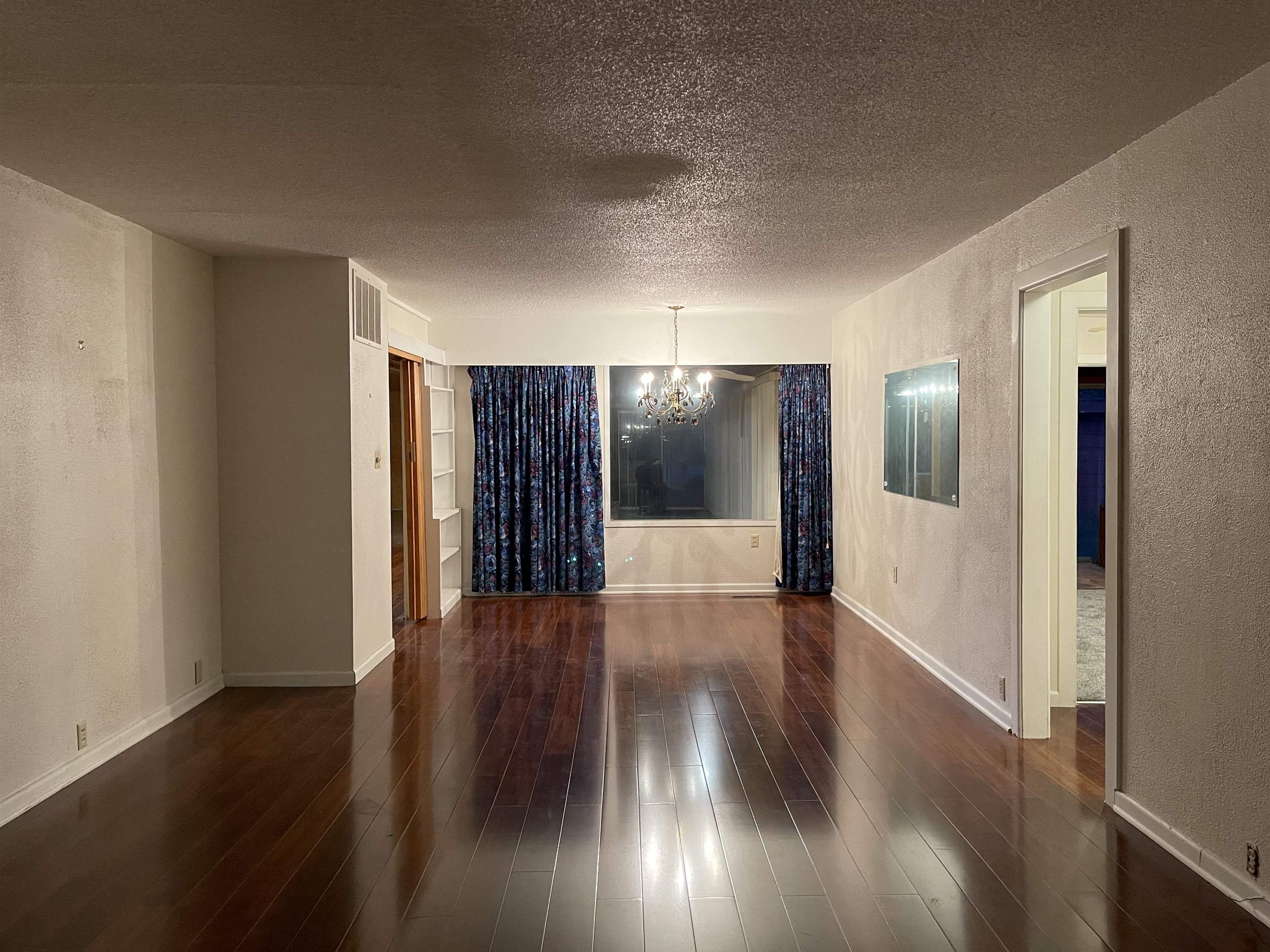 1326 N C St Property Photo 4