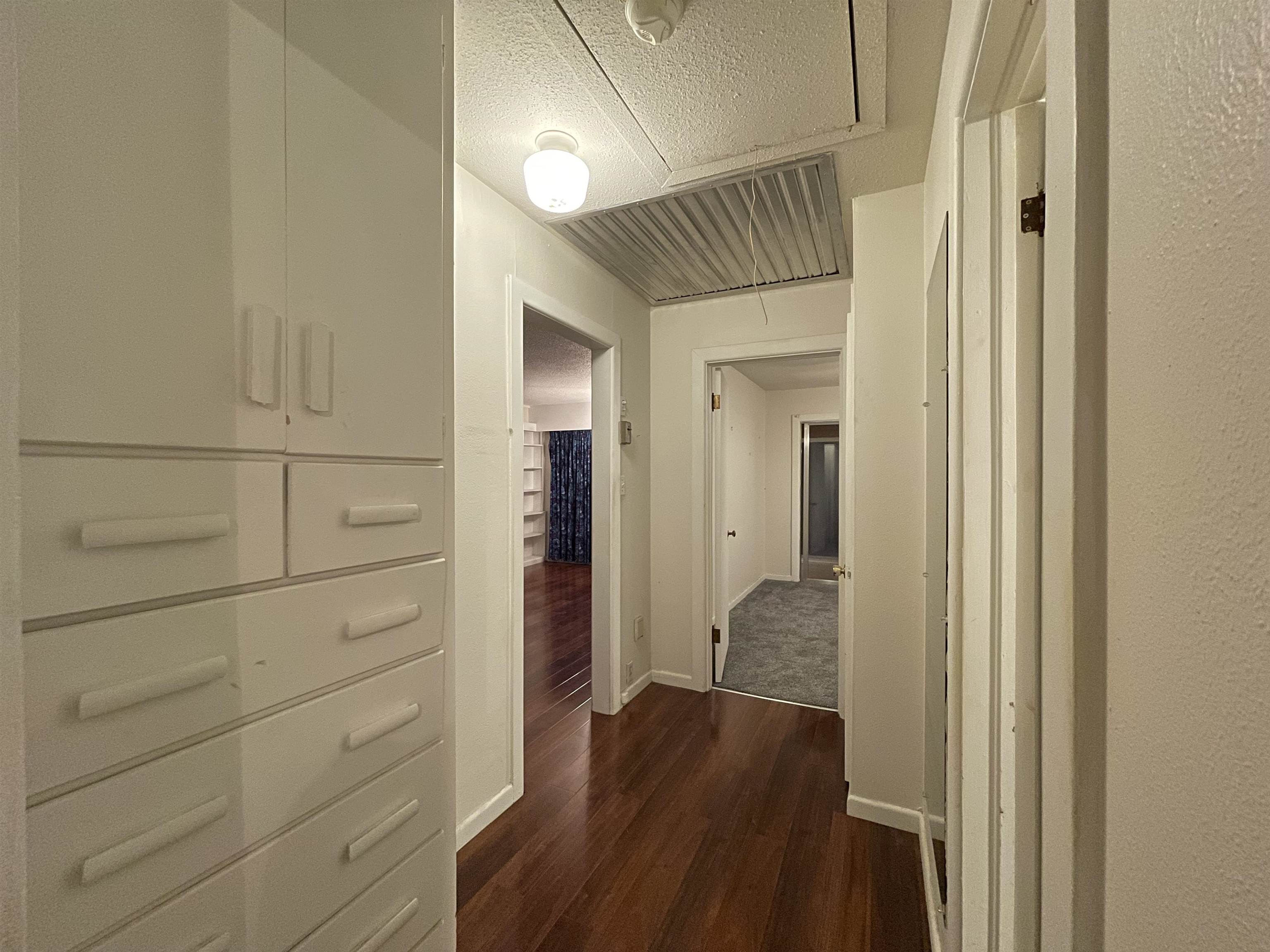 1326 N C St Property Photo 23