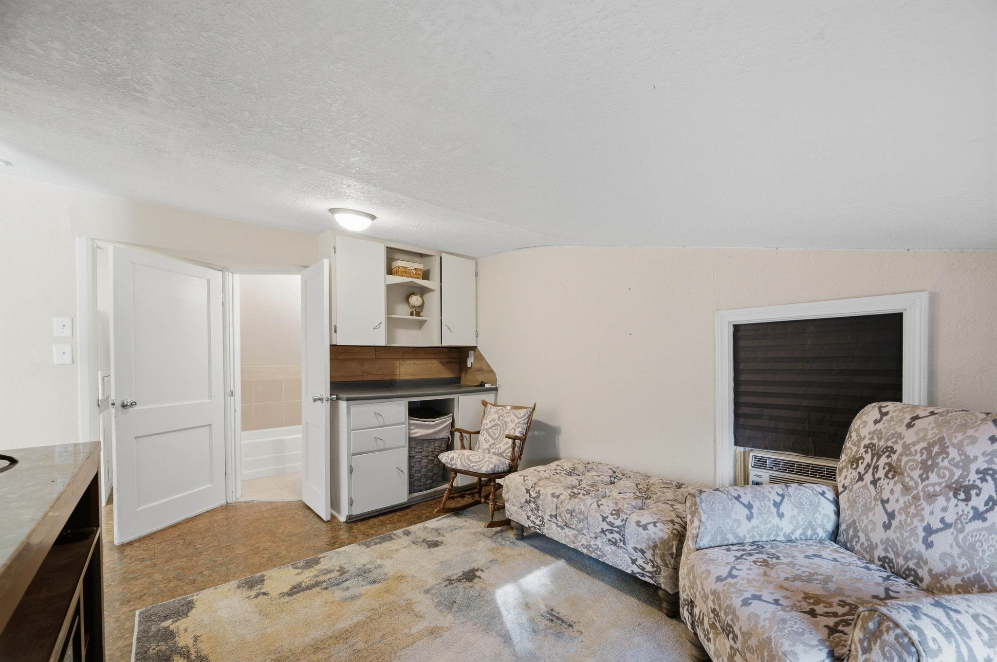 3252 N Coolidge Ave Property Photo 20