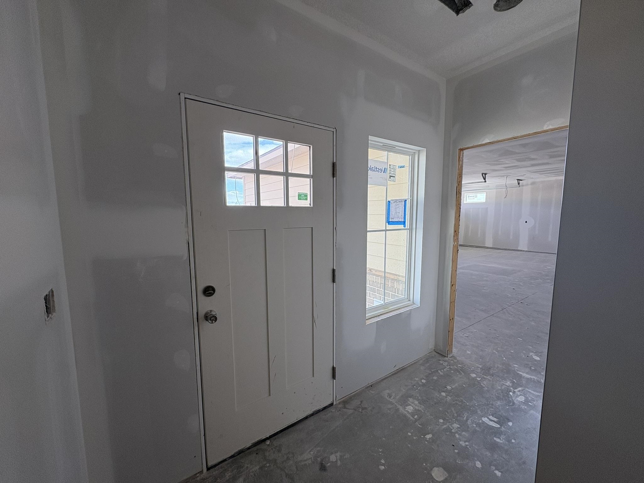 5809 Plumthicket St Property Photo 3