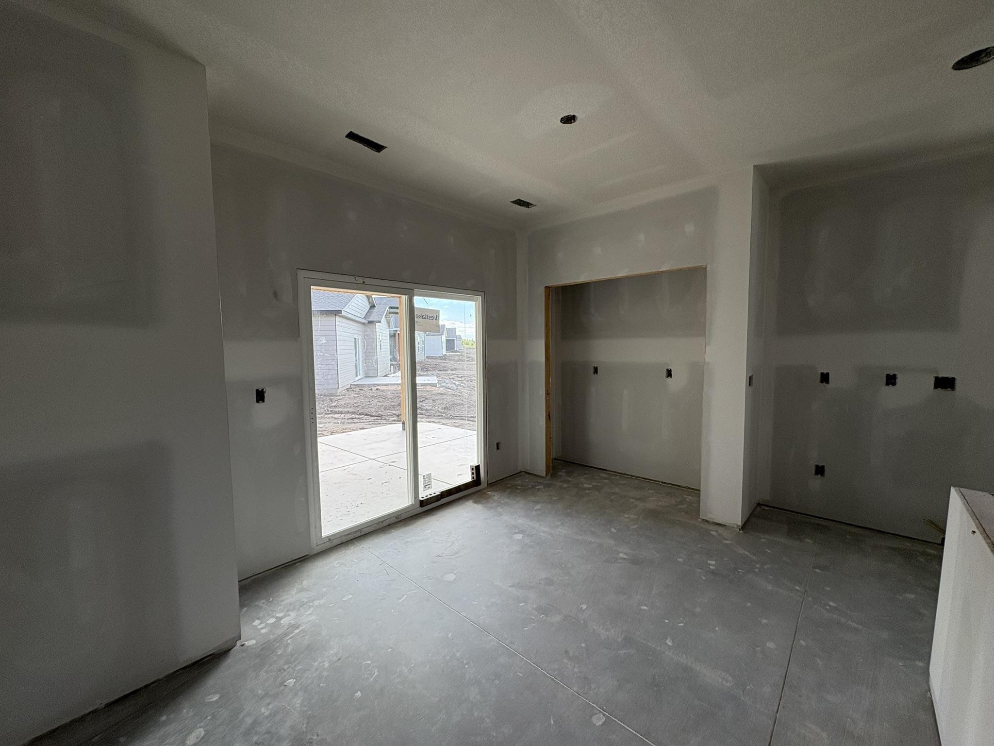 5809 Plumthicket St Property Photo 8