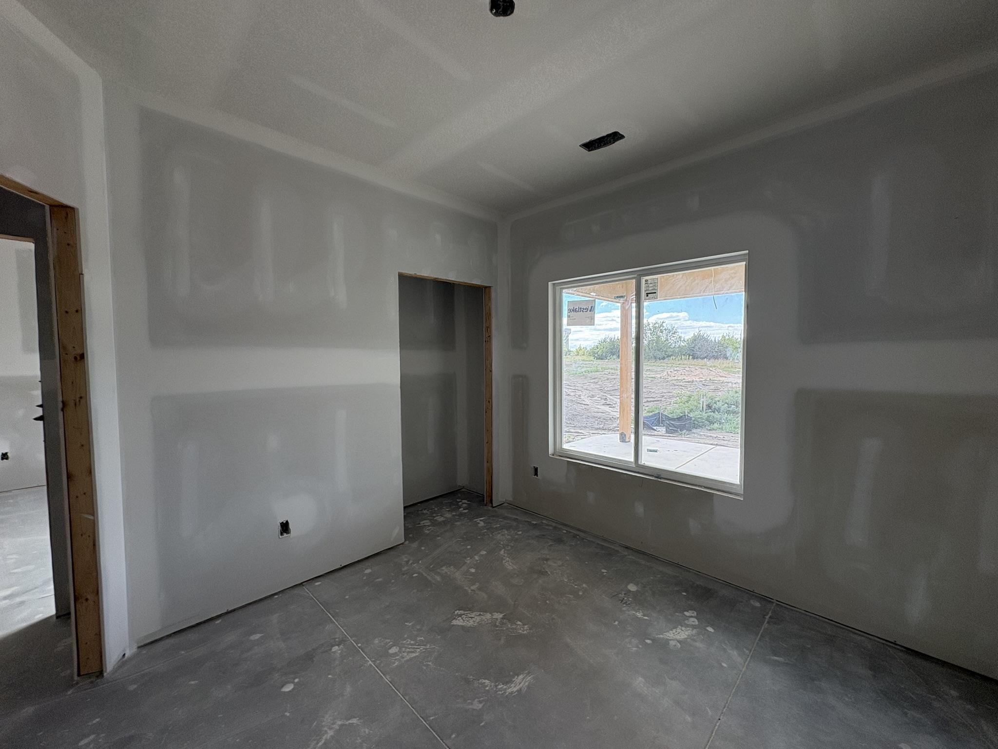 5809 Plumthicket St Property Photo 13