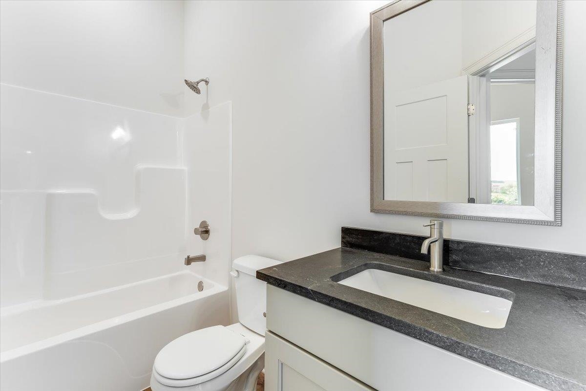 10515 W Basil St. Property Photo 24
