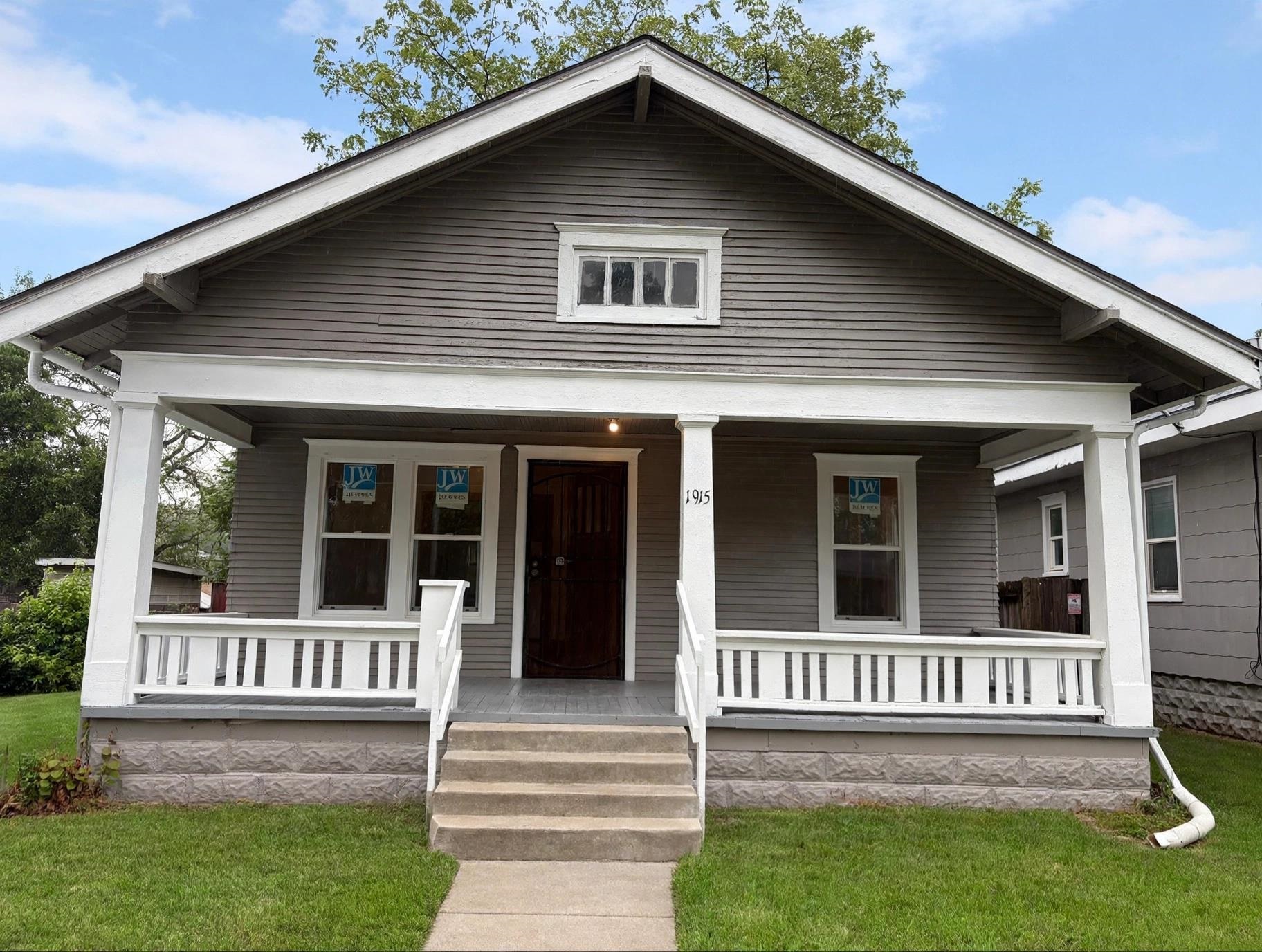 1915 S Topeka Avenue Property Photo 1
