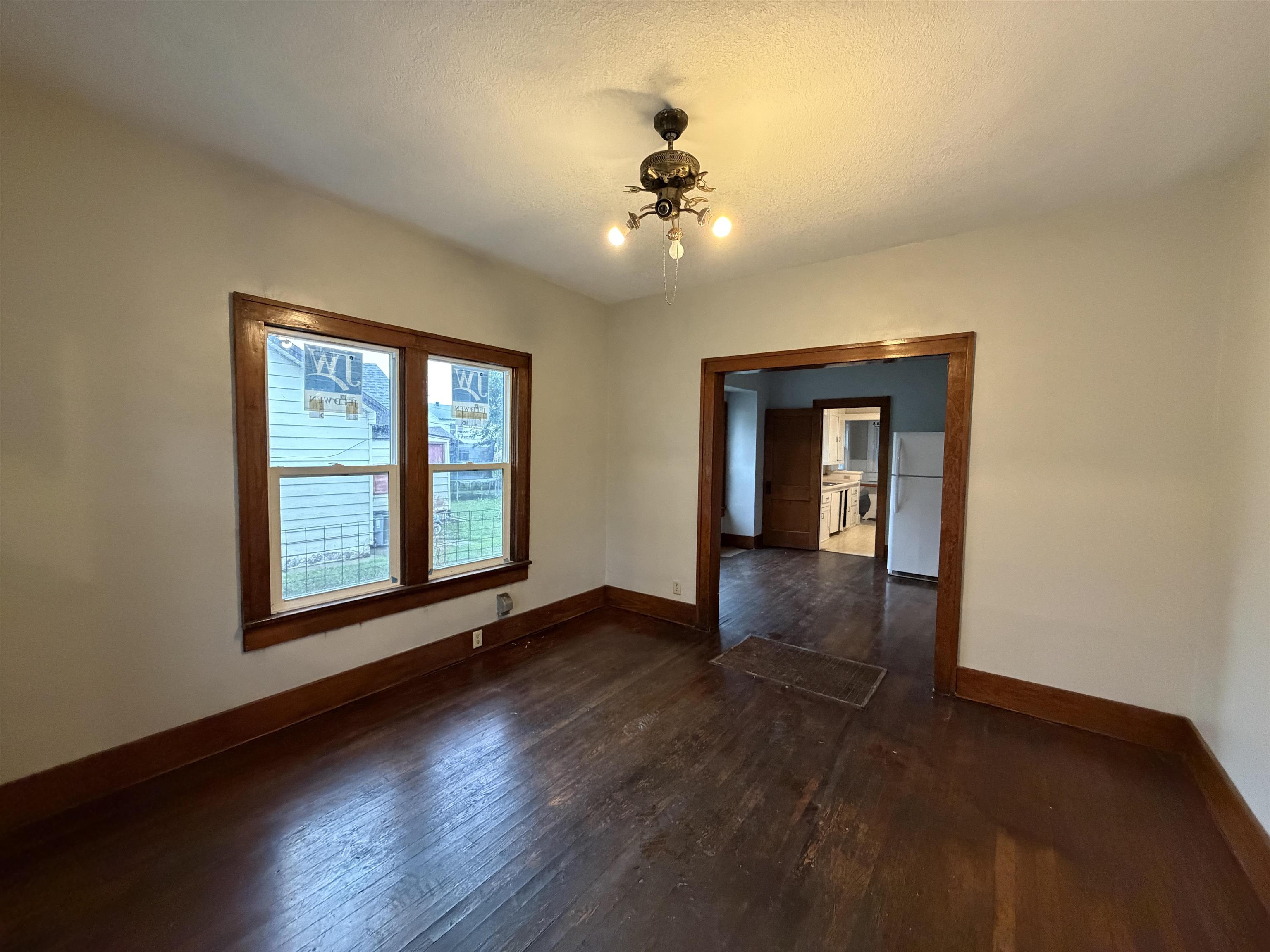 1915 S Topeka Avenue Property Photo 5