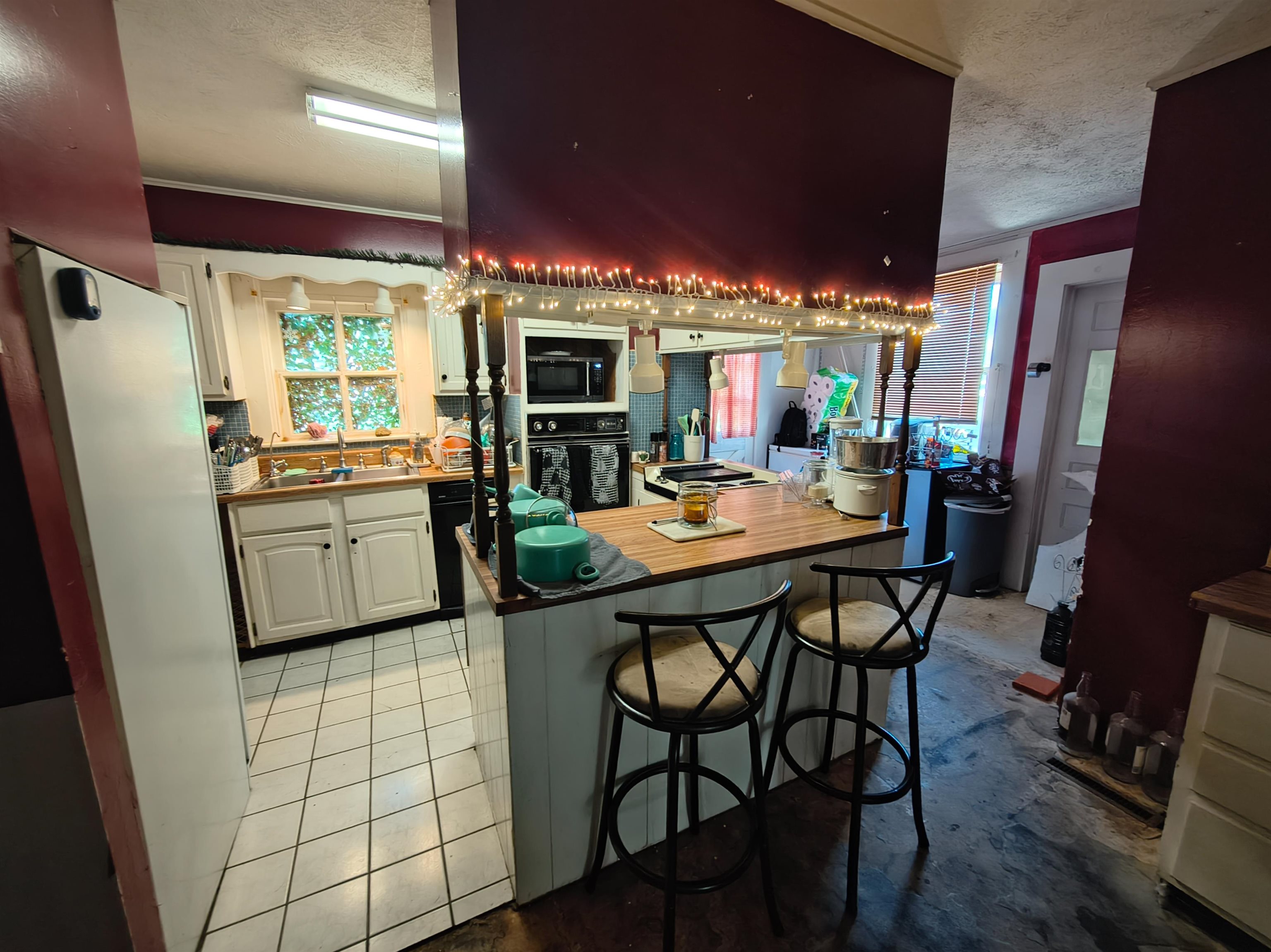 526 W Iron Ave Property Photo 6