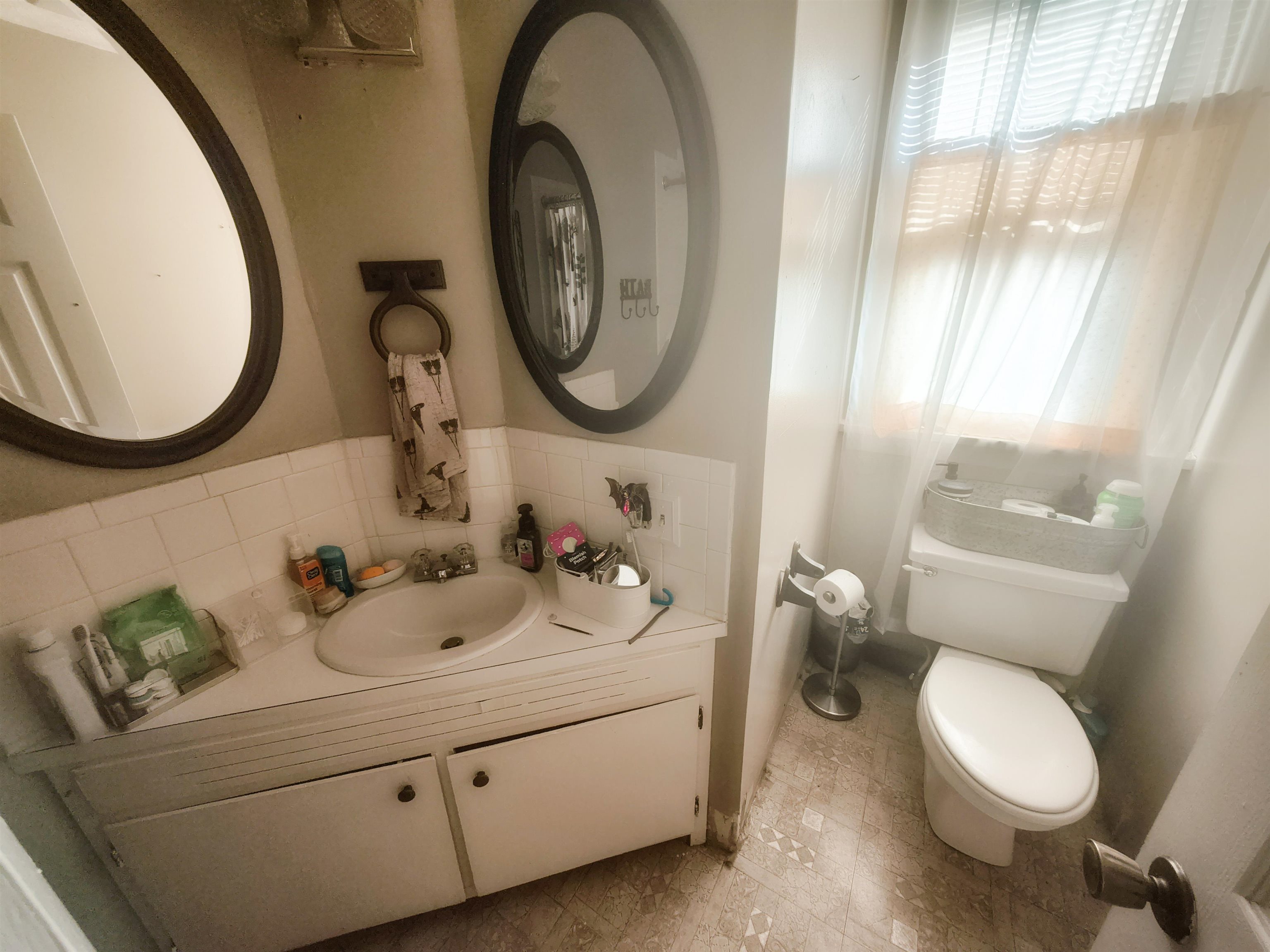 526 W Iron Ave Property Photo 7