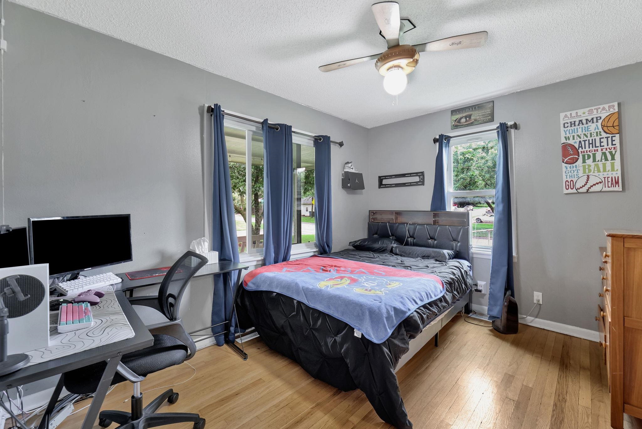 1703 N Cron St Property Photo 20