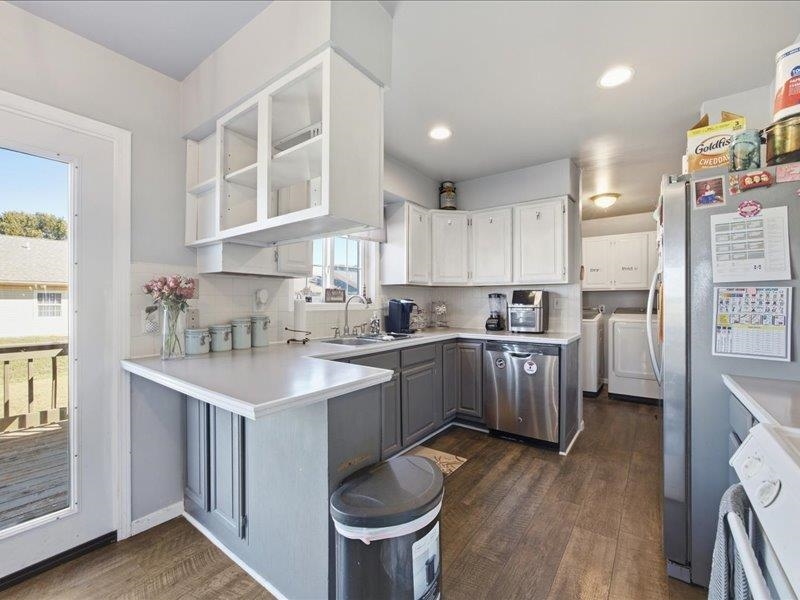 210 Hymer Property Photo 10