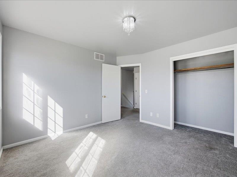 210 Hymer Property Photo 21