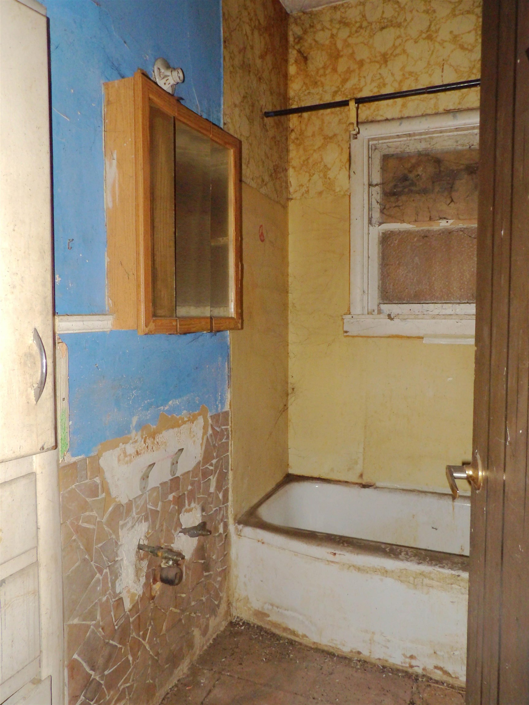 2032 S Main St Property Photo 10