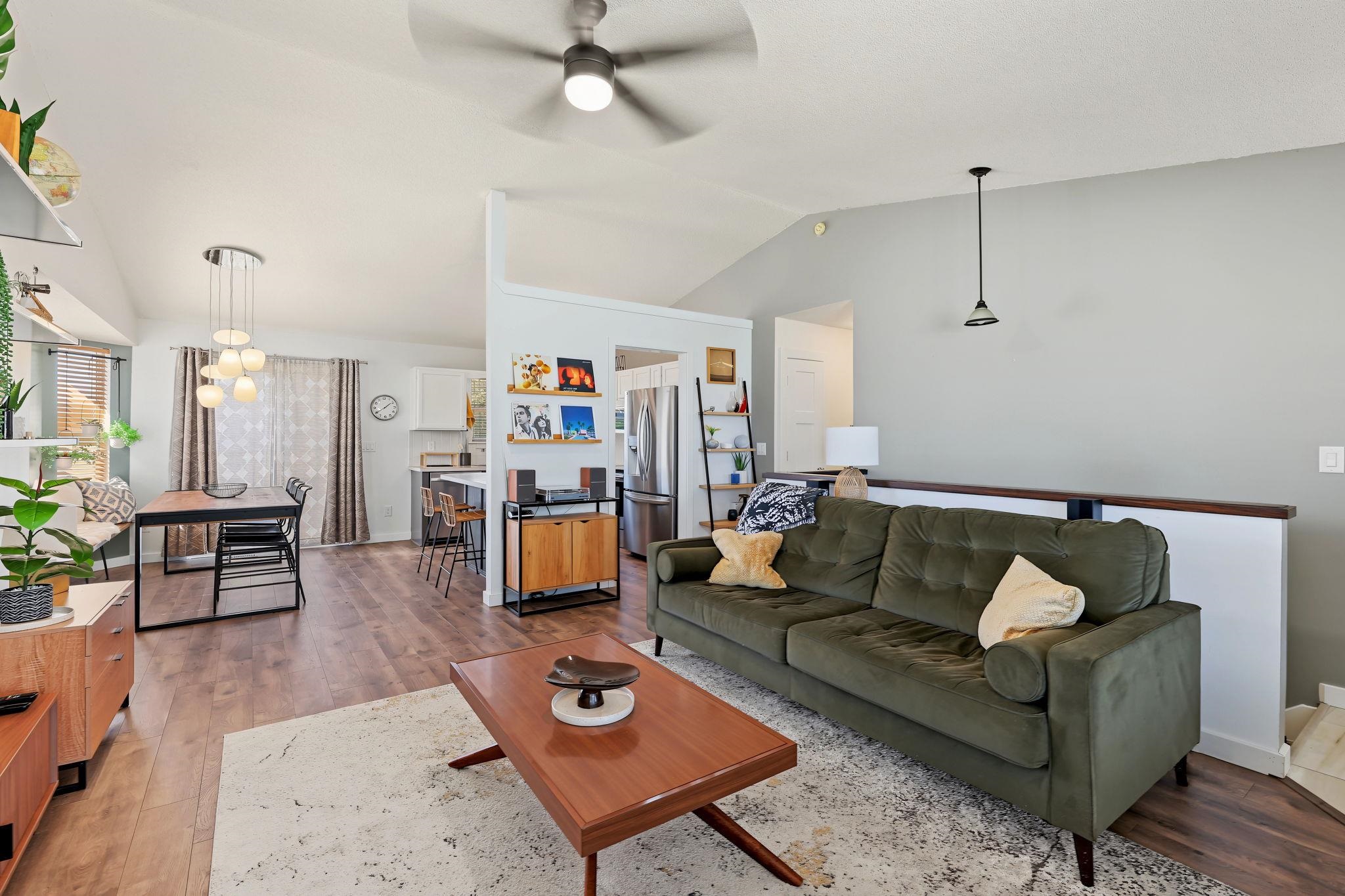 11933 W Central Park Ct Property Photo 6