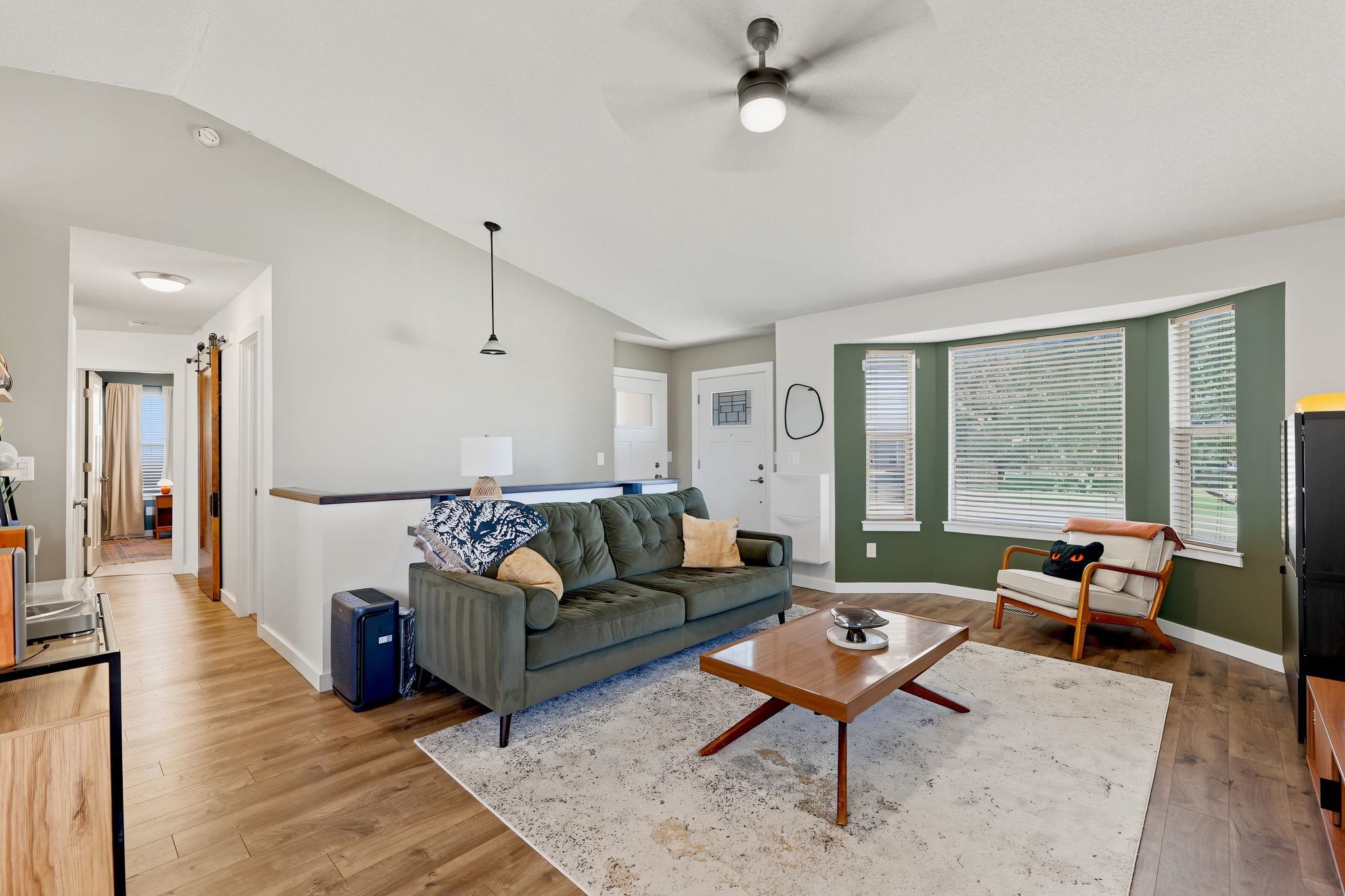 11933 W Central Park Ct Property Photo 7