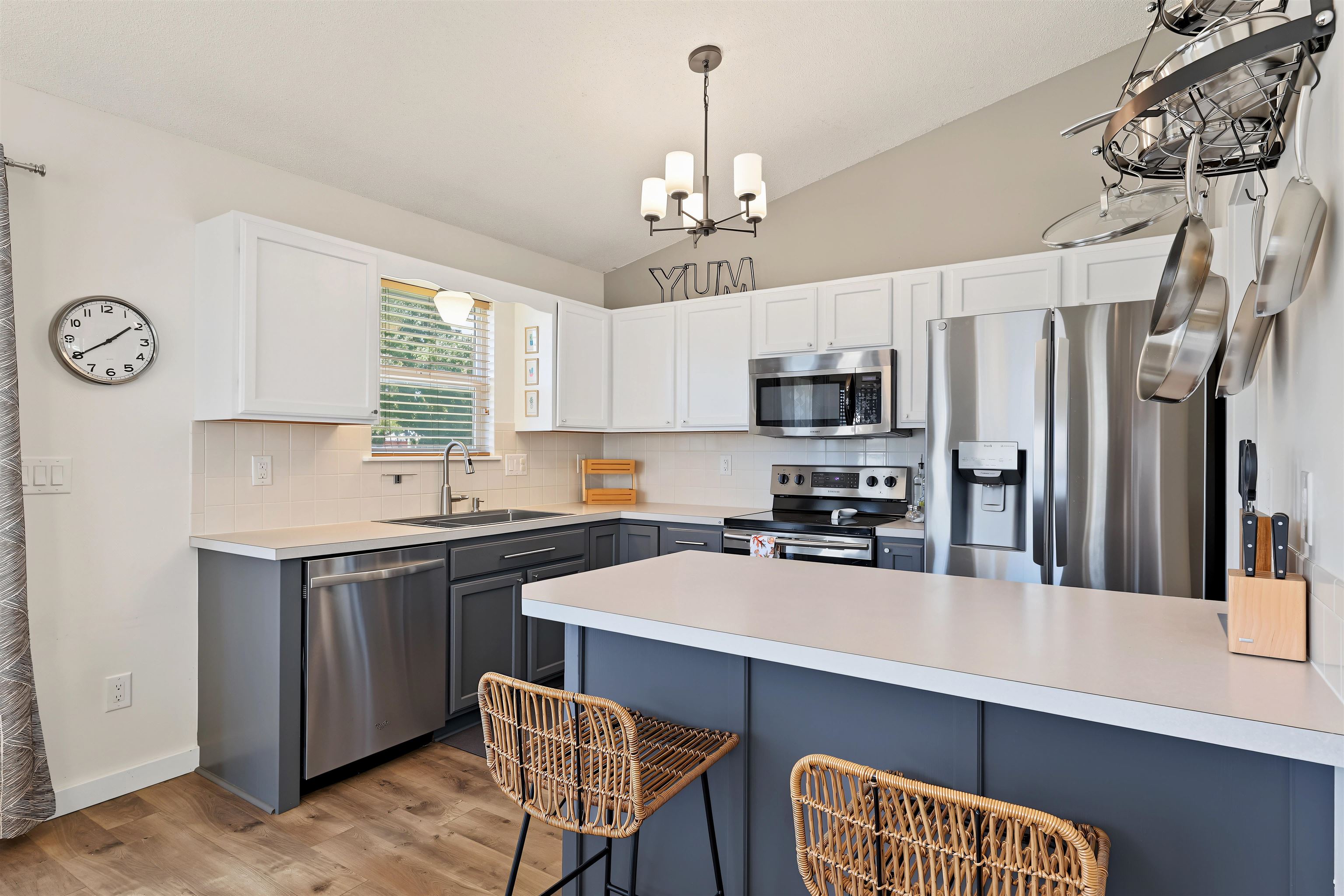 11933 W Central Park Ct Property Photo 12