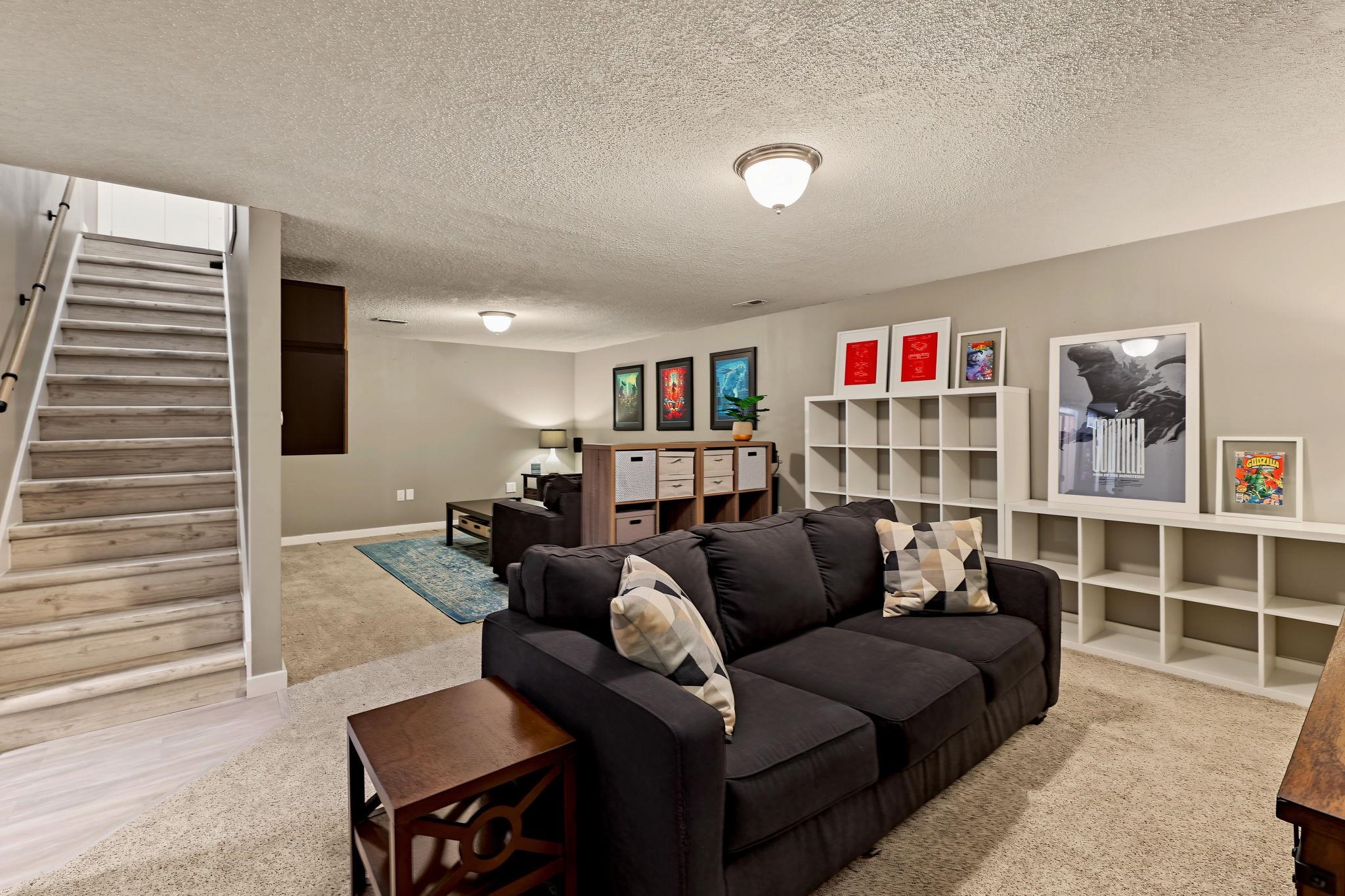 11933 W Central Park Ct Property Photo 23