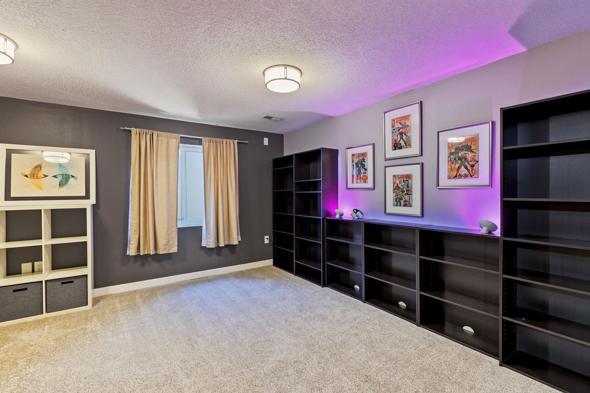 11933 W Central Park Ct Property Photo 26