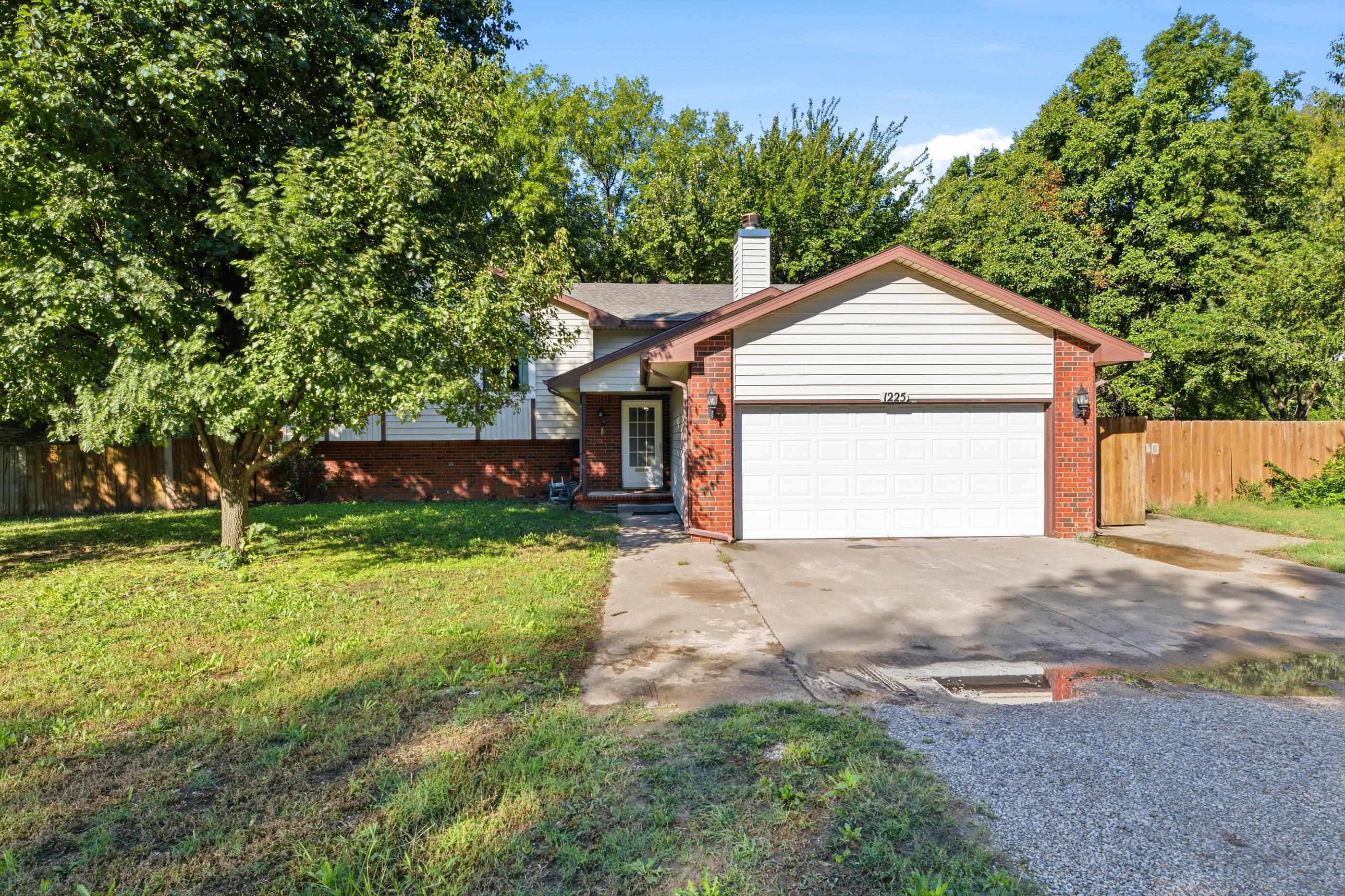 1225 N Wild Turkey Dr Property Photo 1