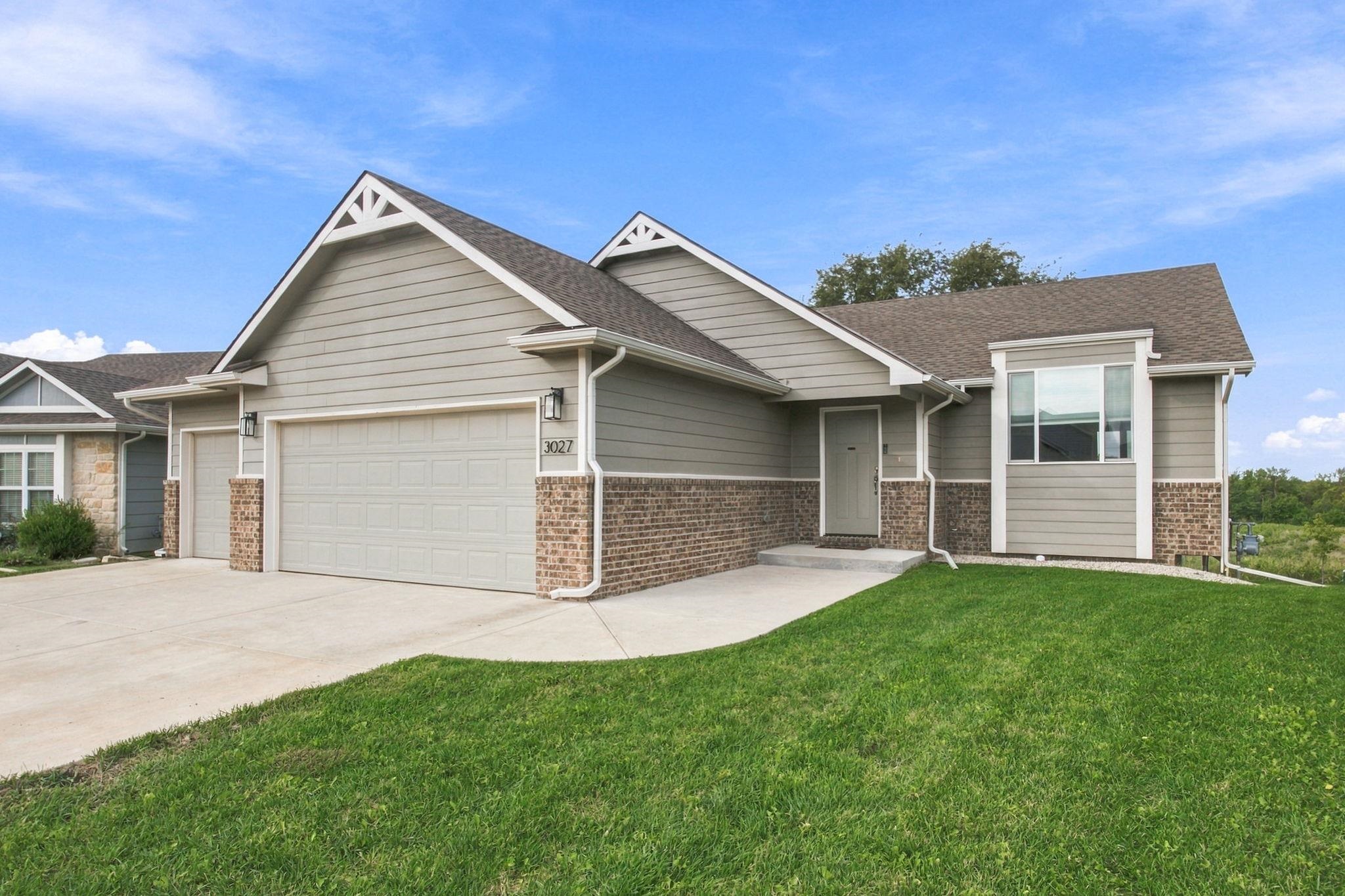3027 N Susan Ln Property Photo 5