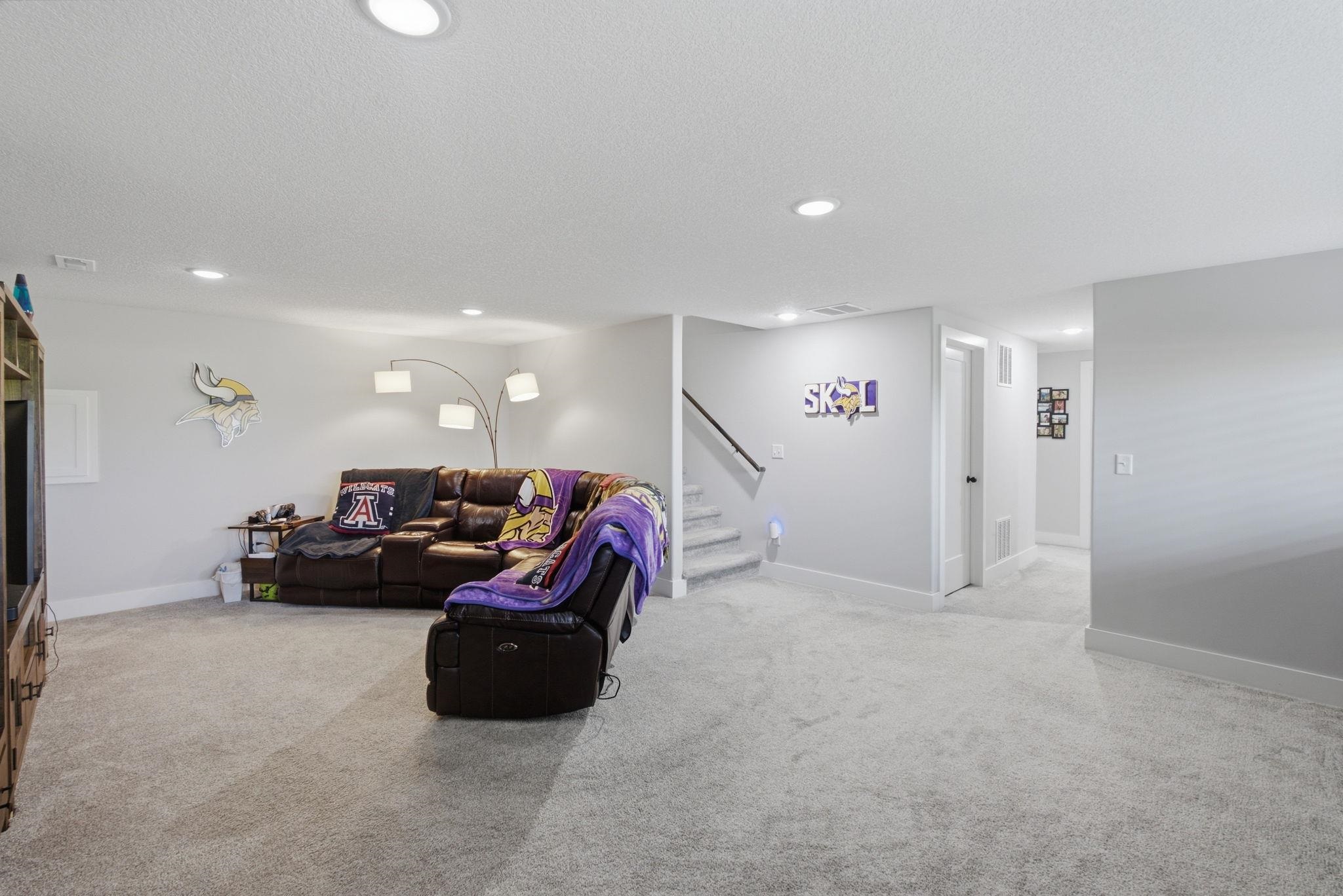 3027 N Susan Ln Property Photo 24