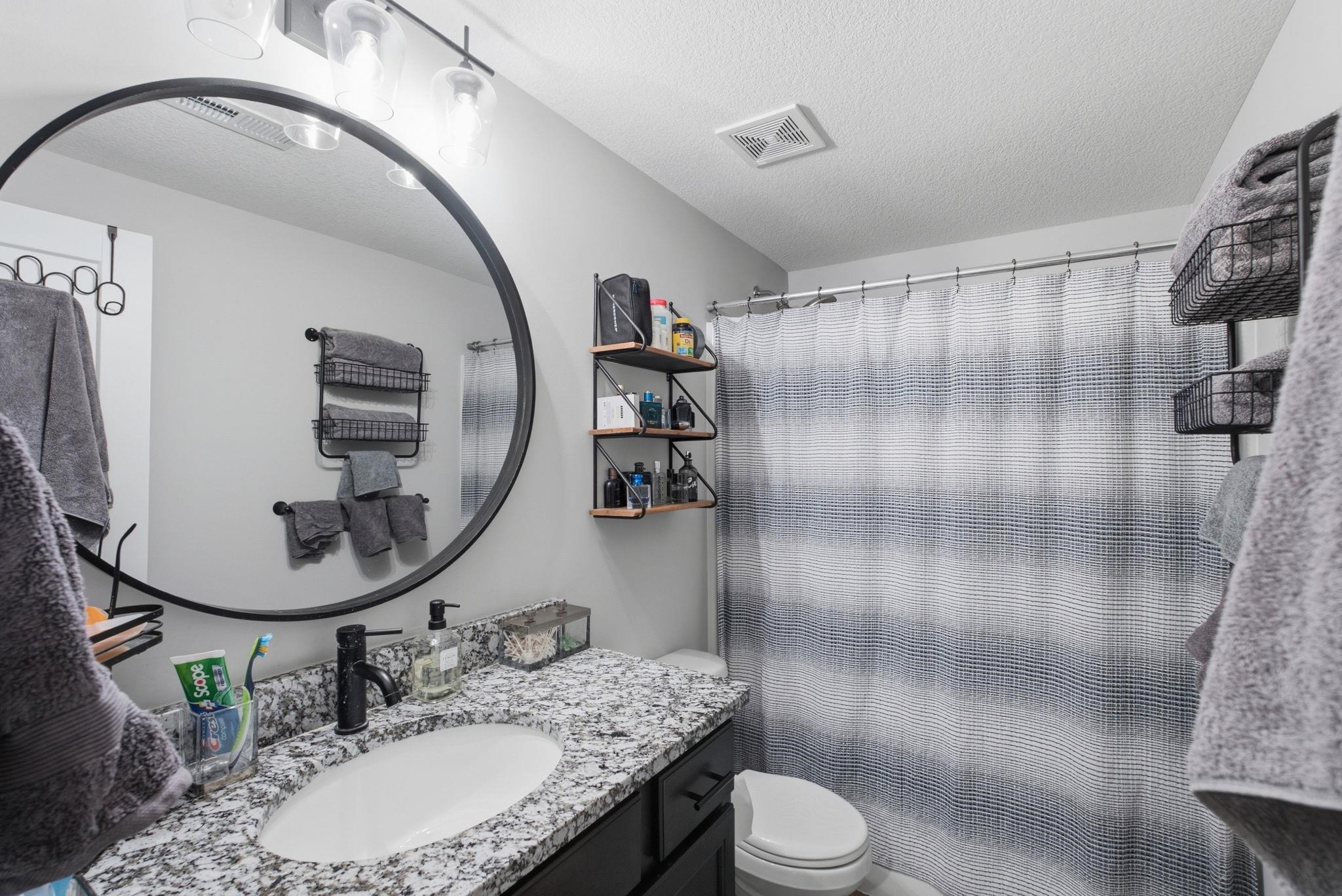 3027 N Susan Ln Property Photo 27