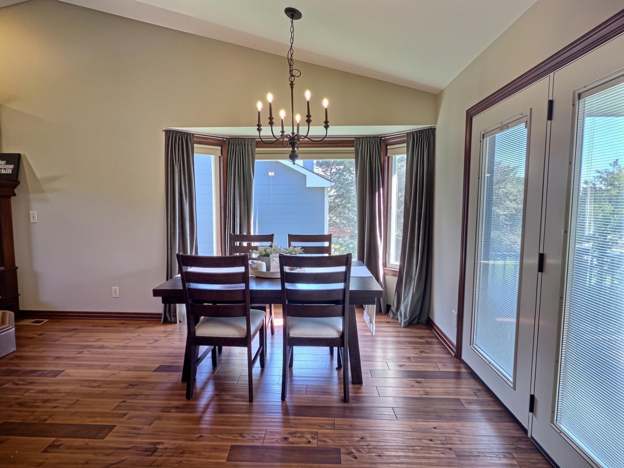 13917 W Taft Property Photo 4