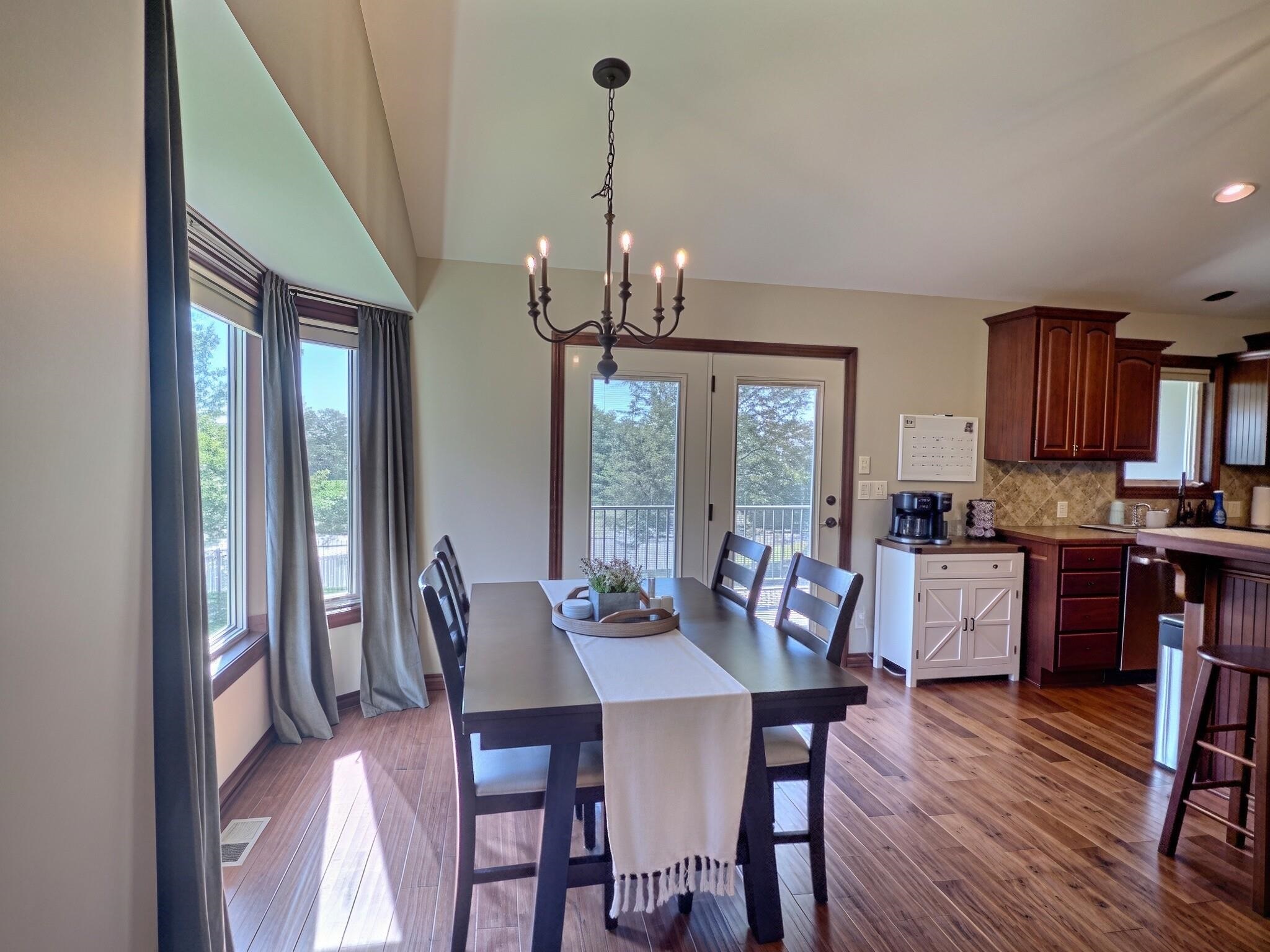 13917 W Taft Property Photo 5