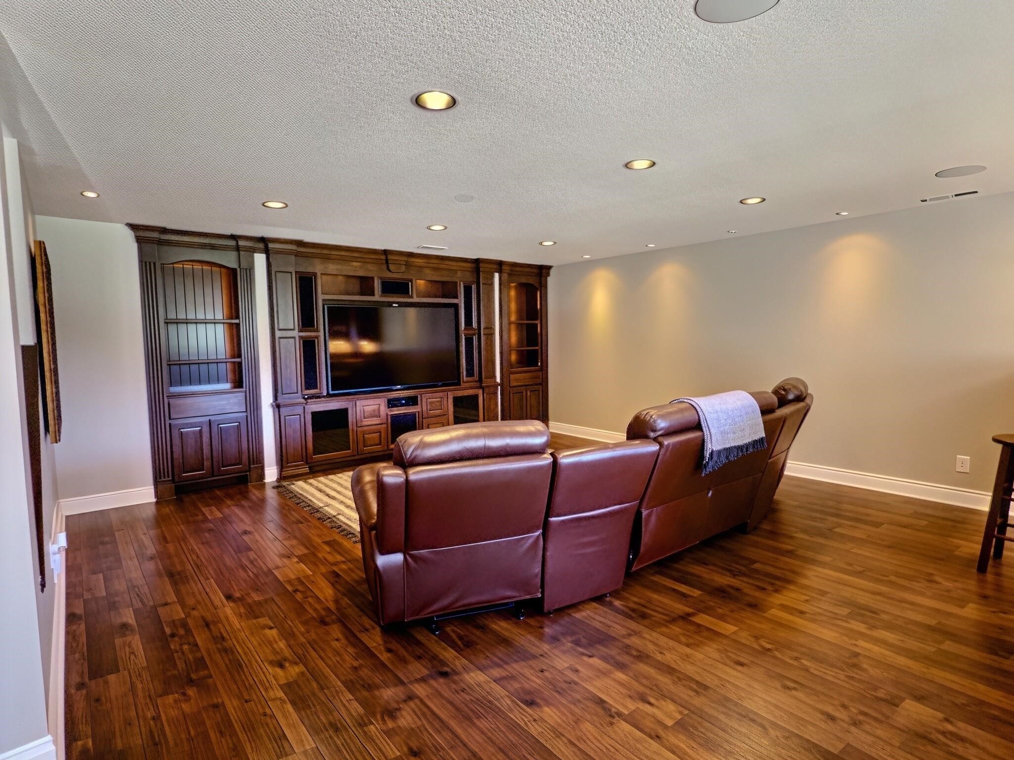 13917 W Taft Property Photo 17