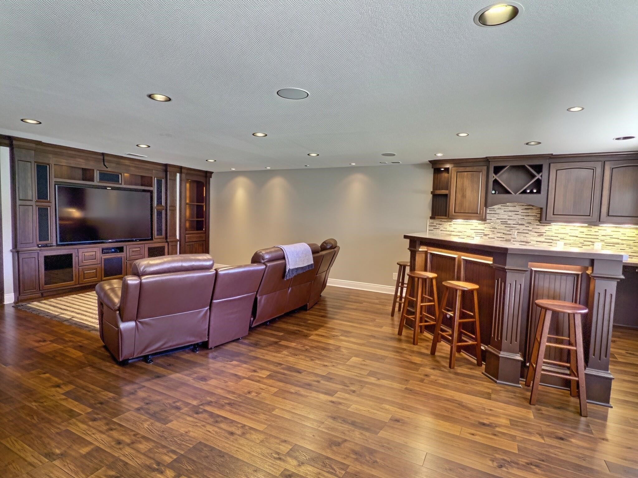 13917 W Taft Property Photo 18