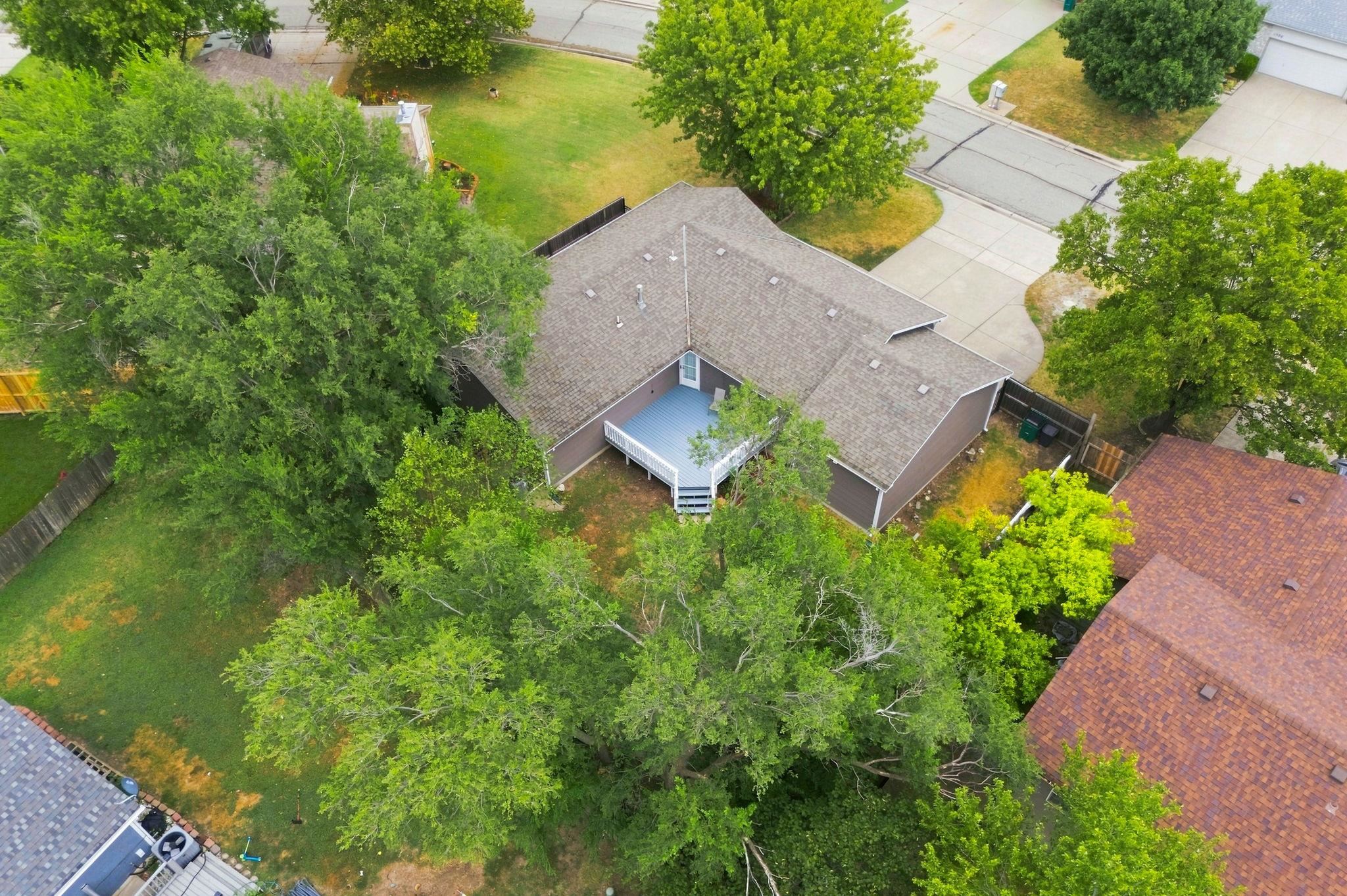 11305 W Lotus Property Photo 4