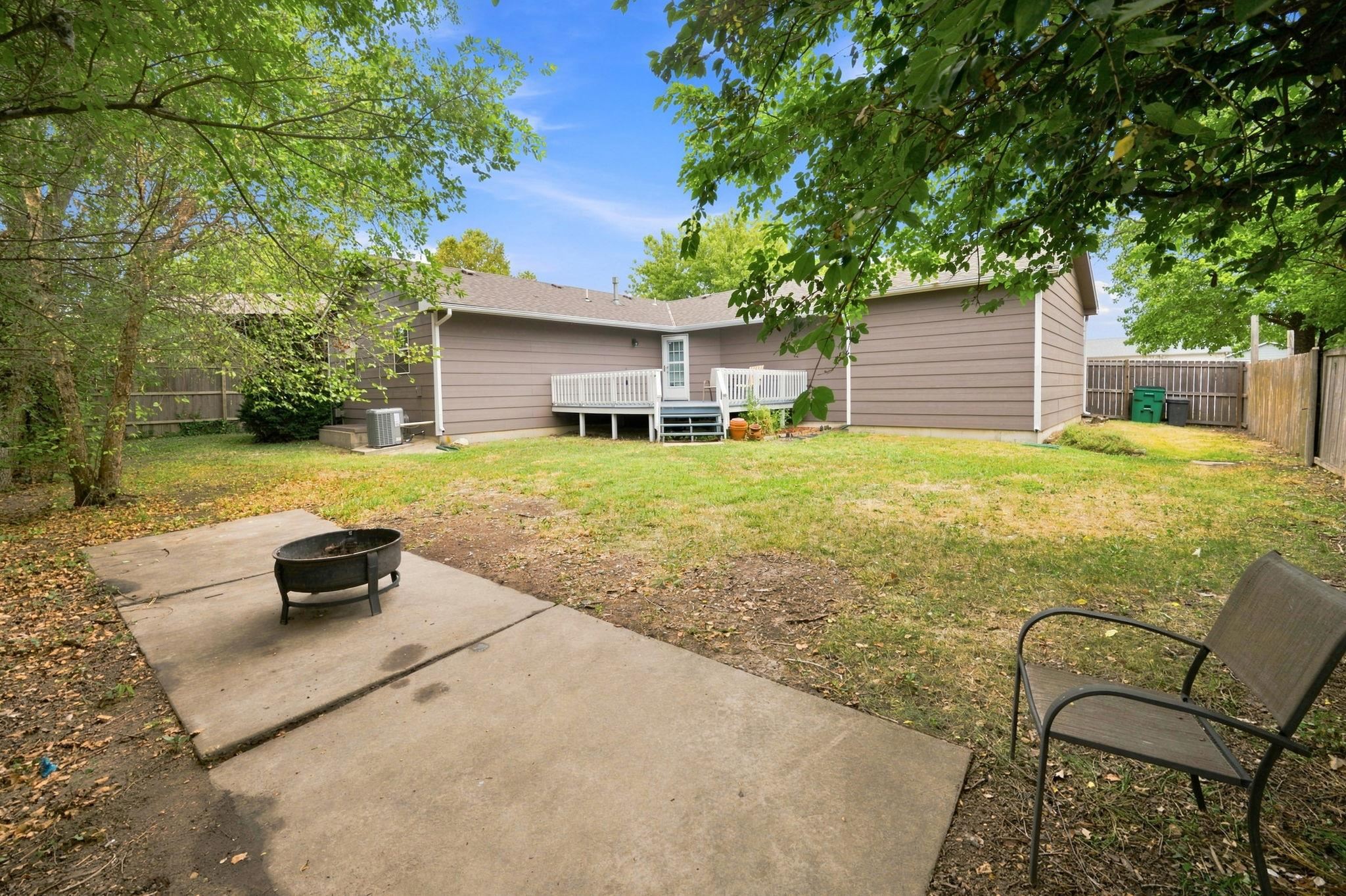 11305 W Lotus Property Photo 34