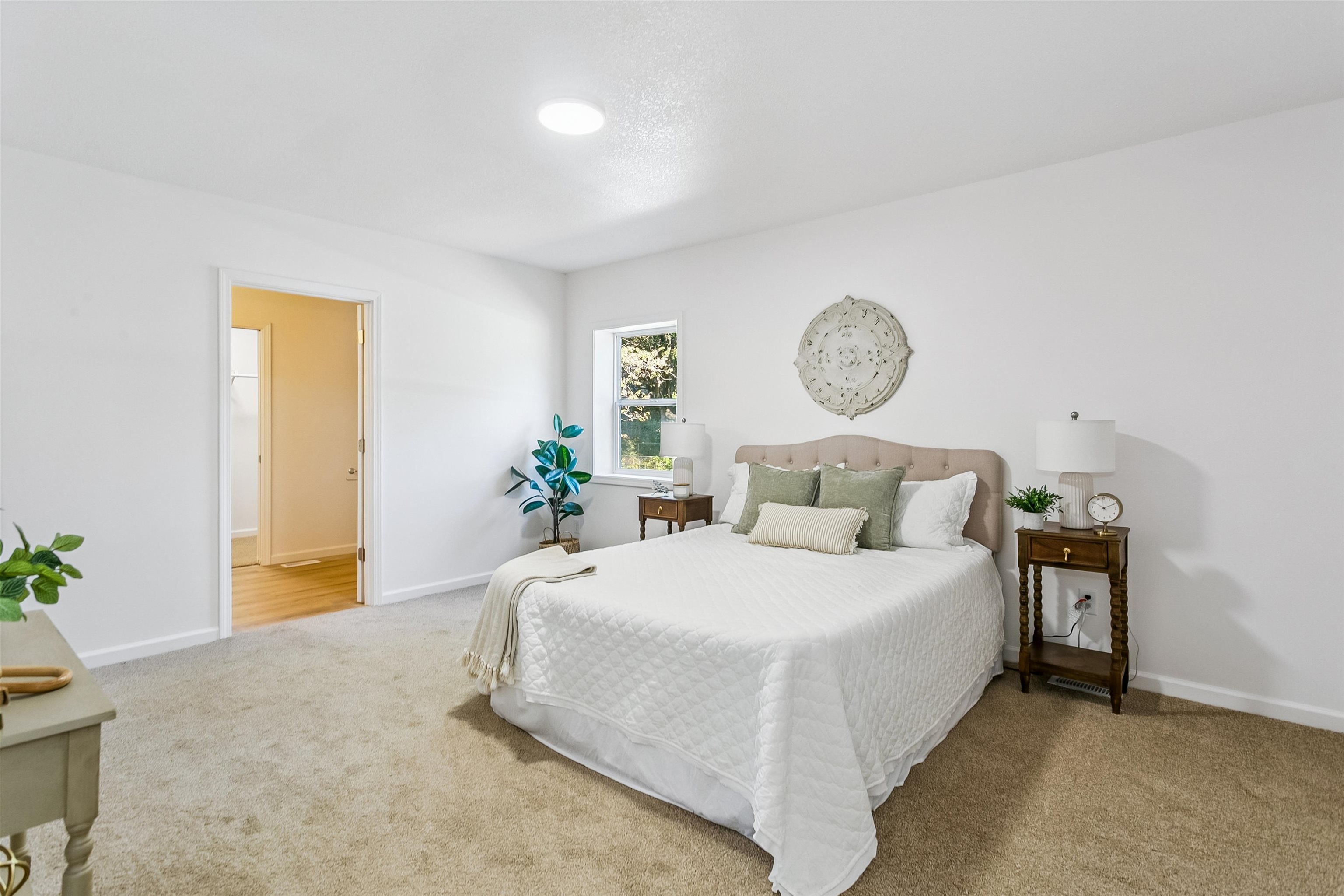 1855 S Madison Property Photo 8