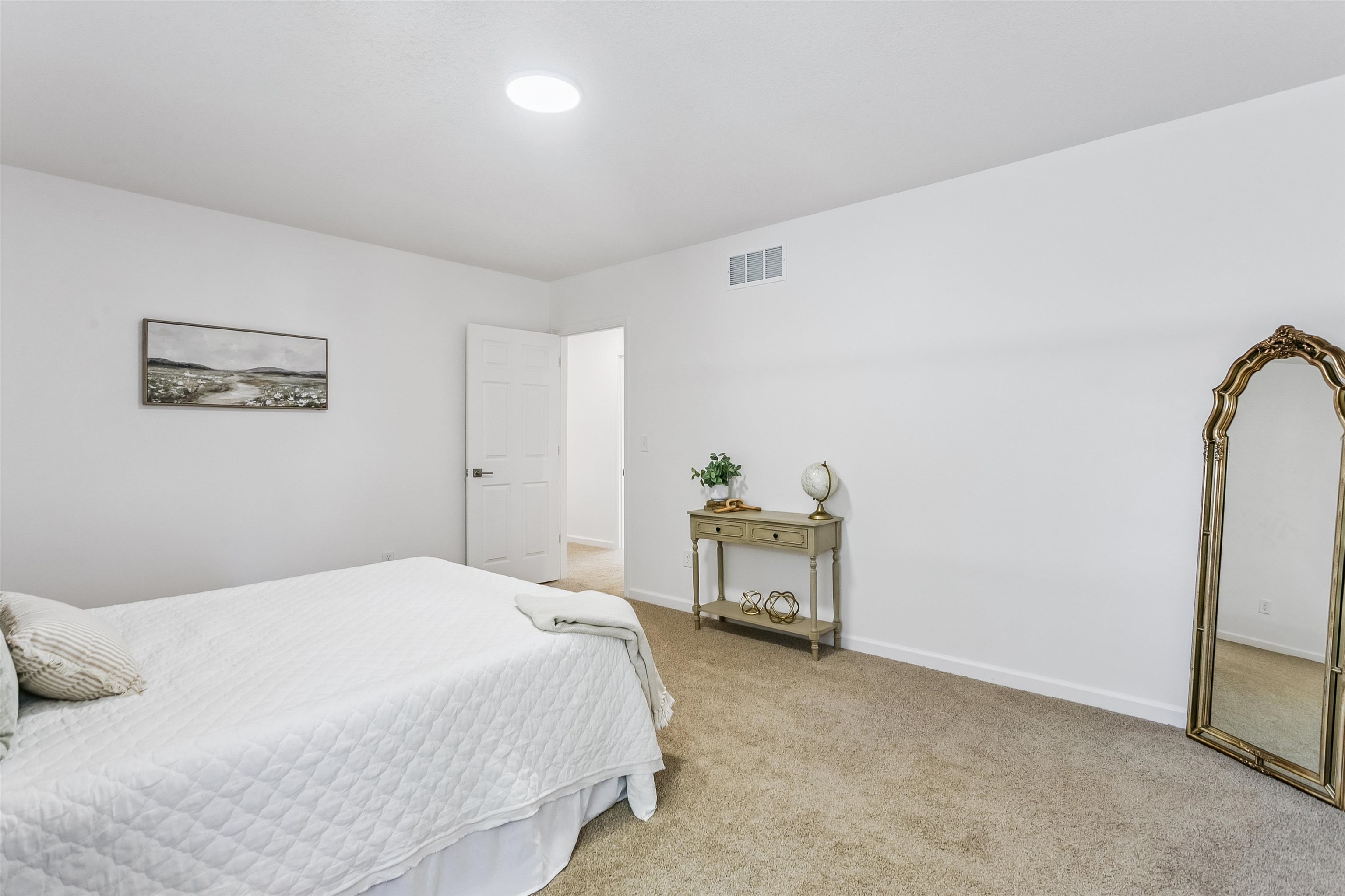 1855 S Madison Property Photo 9