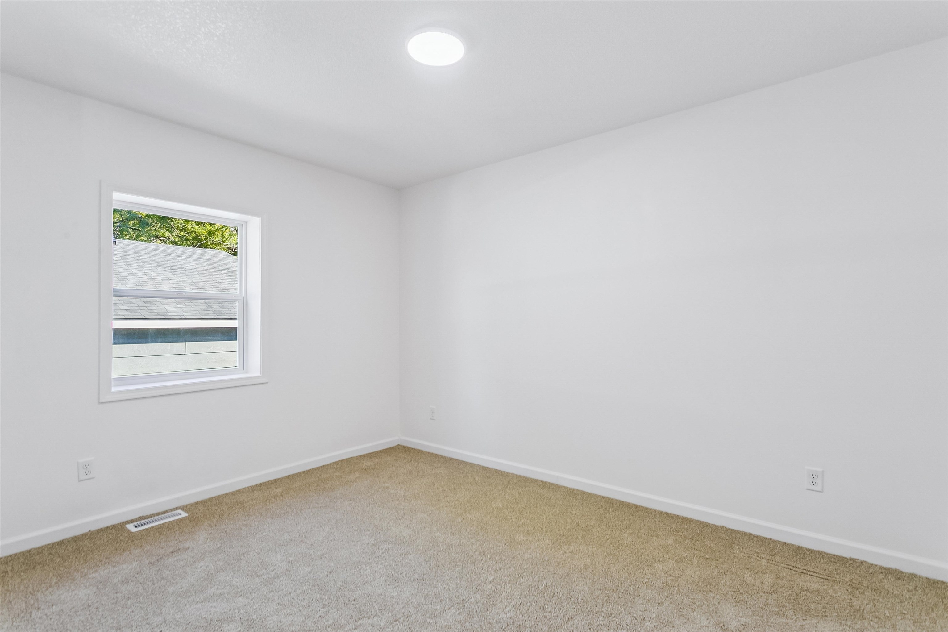 1855 S Madison Property Photo 13