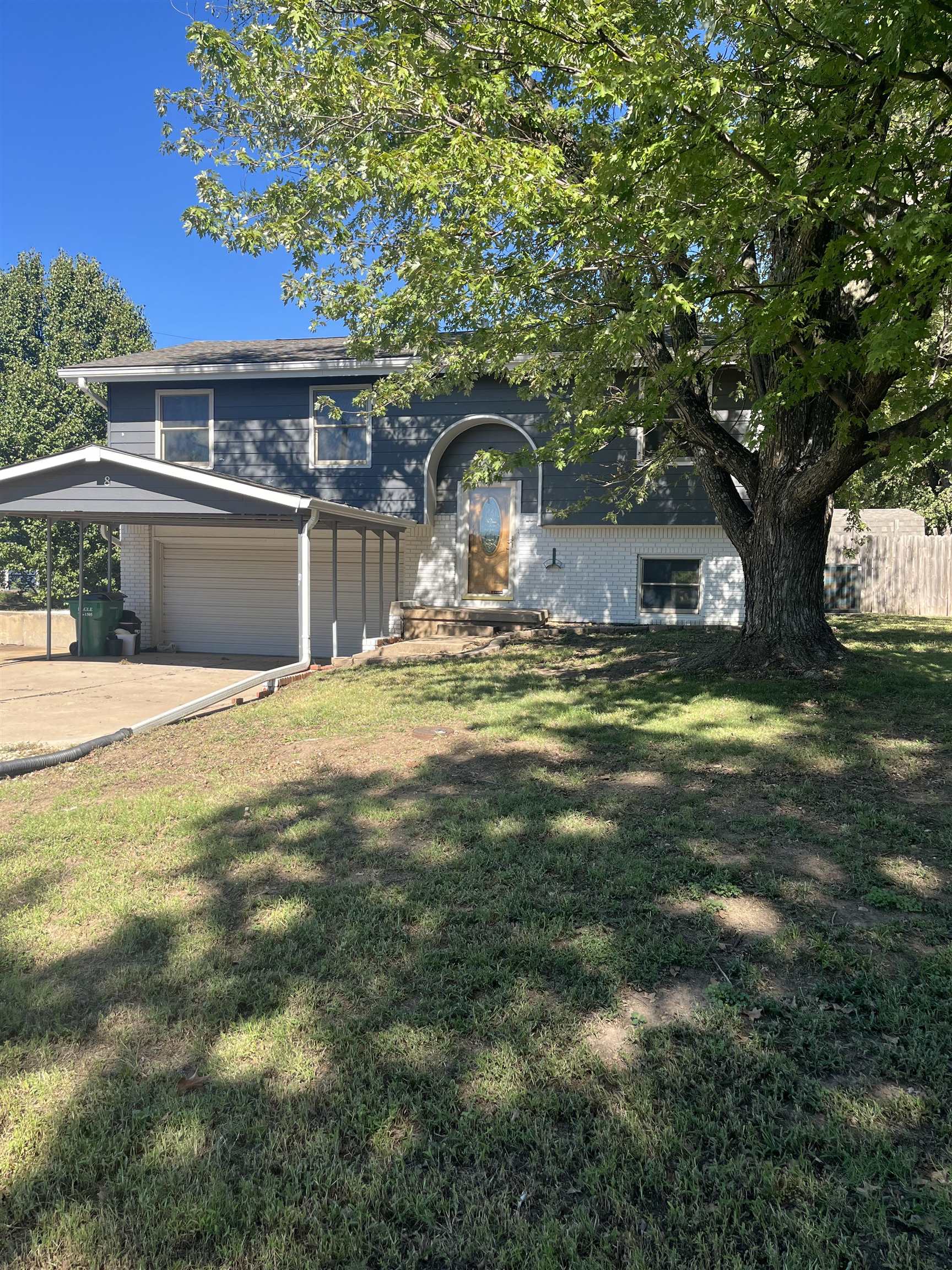 8 Park Rd Property Photo 3