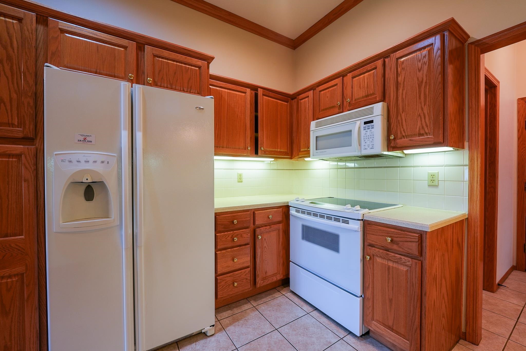 1770 N Country Club Rd #9 Property Photo 10