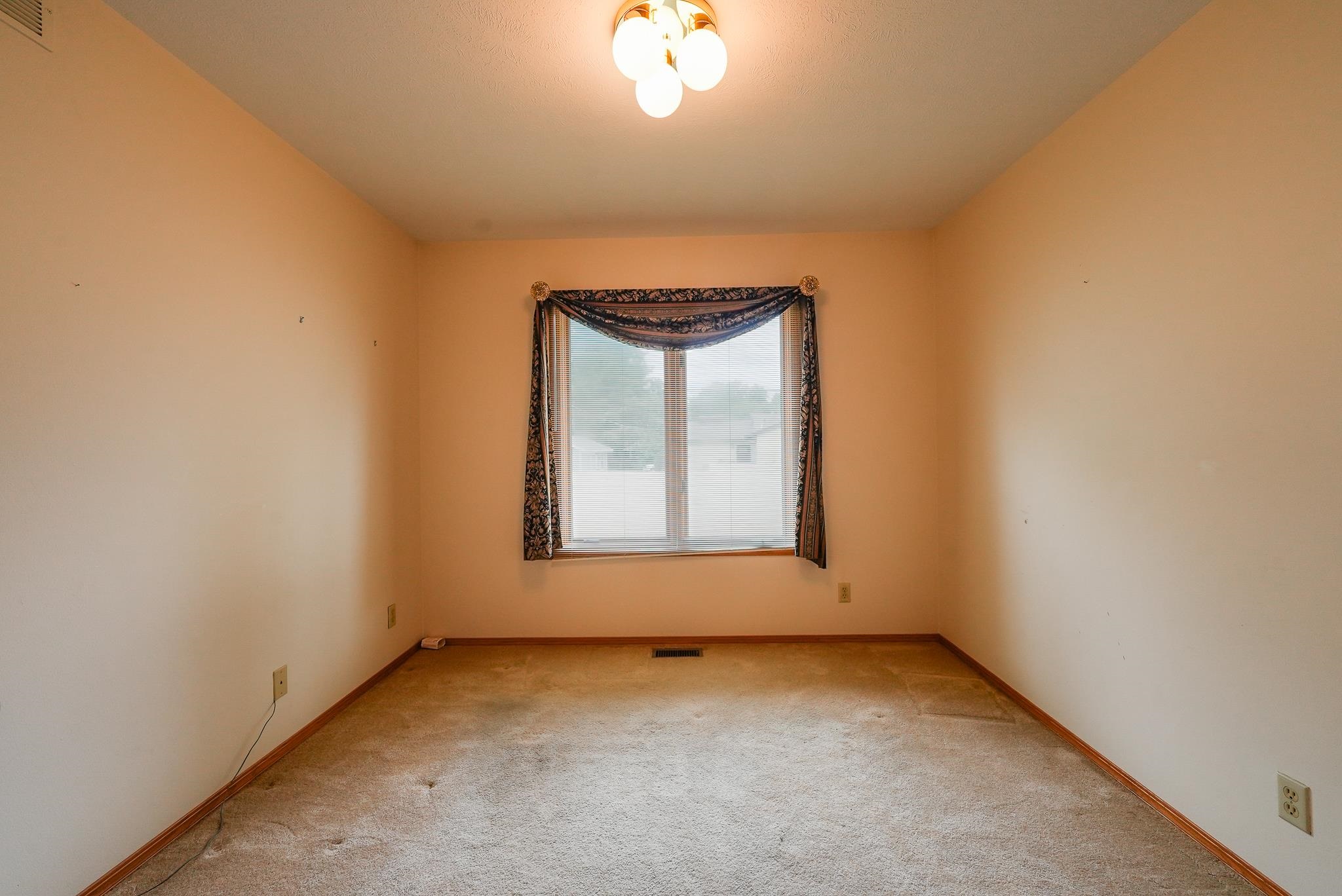 1770 N Country Club Rd #9 Property Photo 13