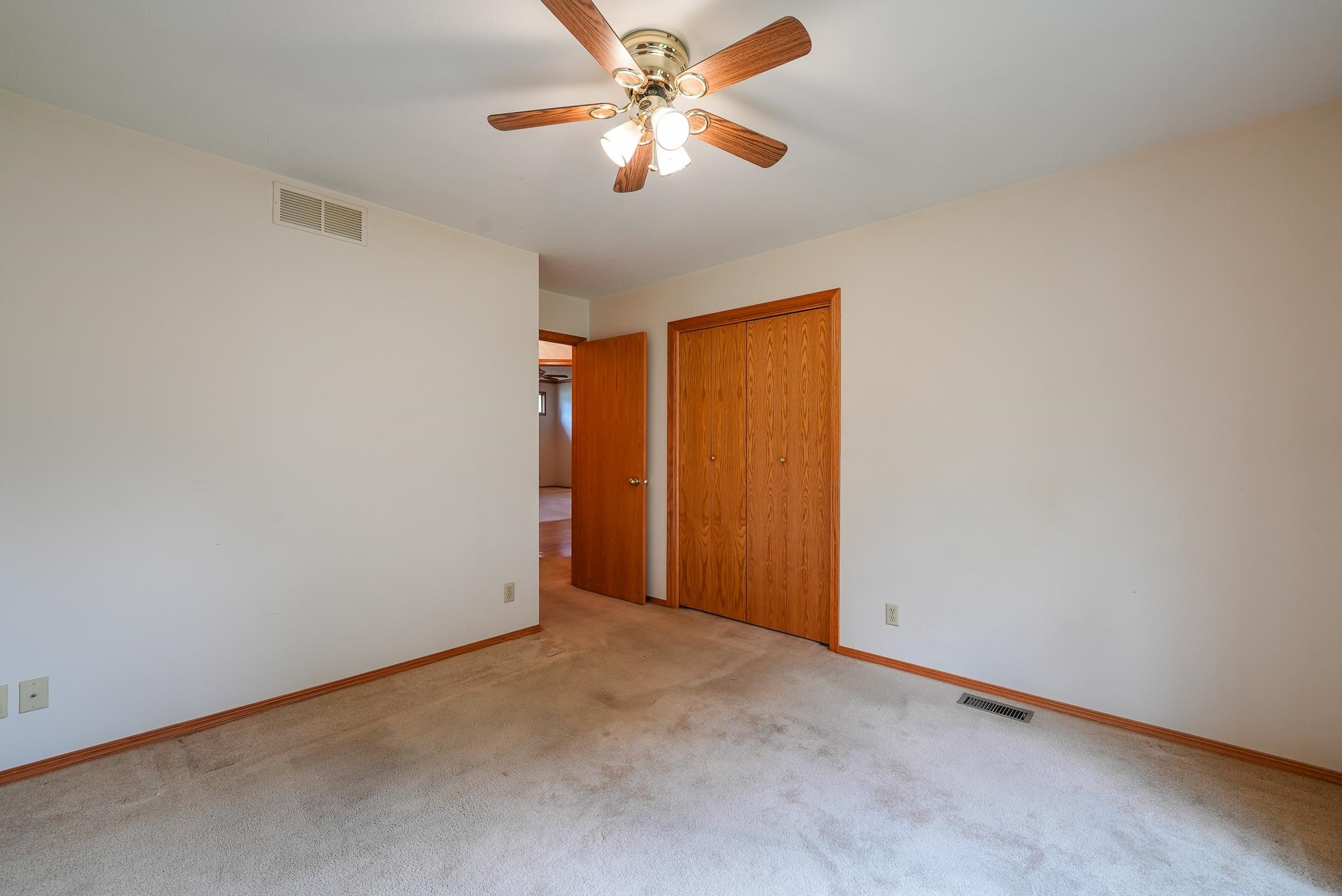 1770 N Country Club Rd #9 Property Photo 15