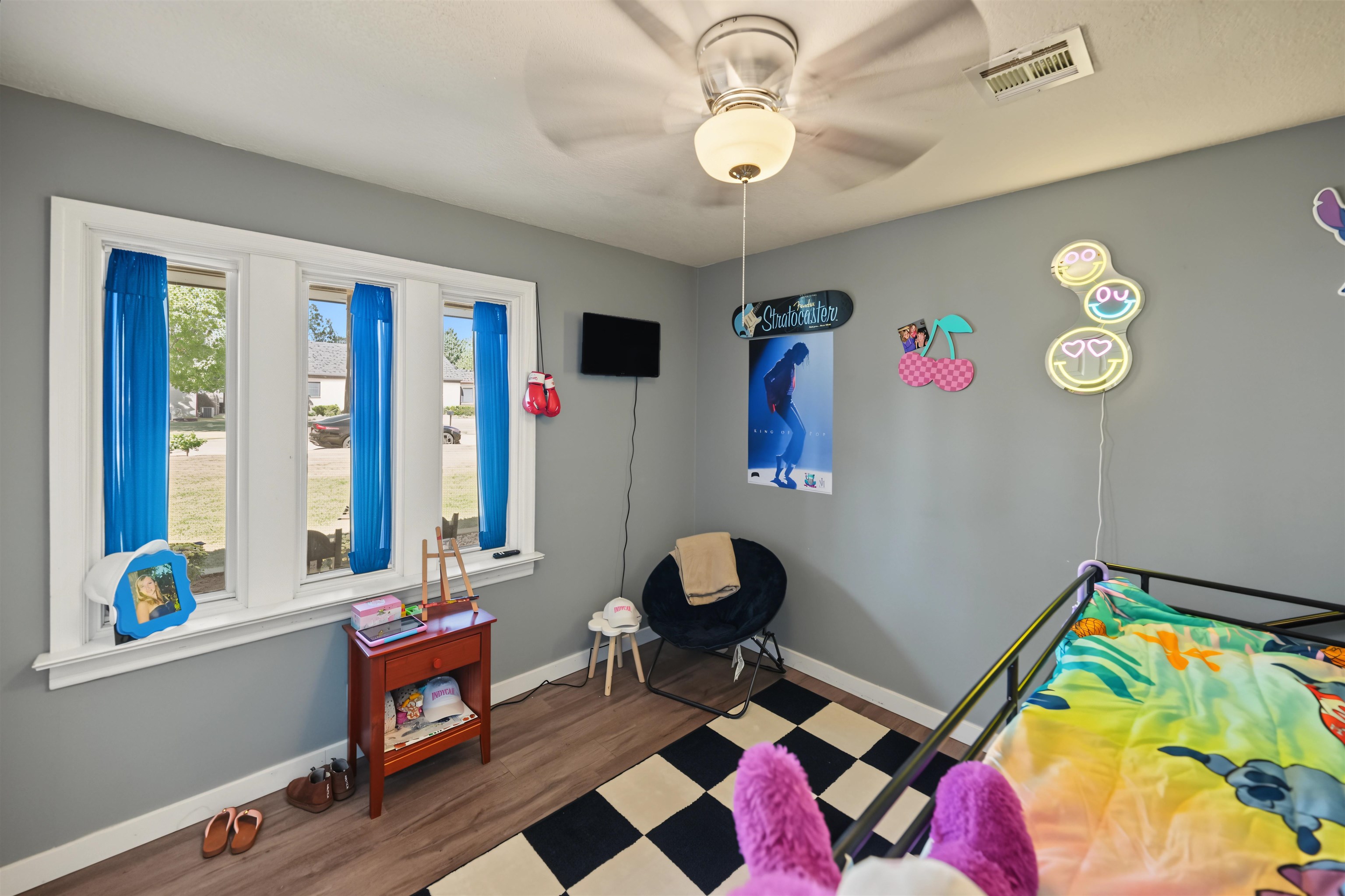 413 Woodlawn Ave Property Photo 18
