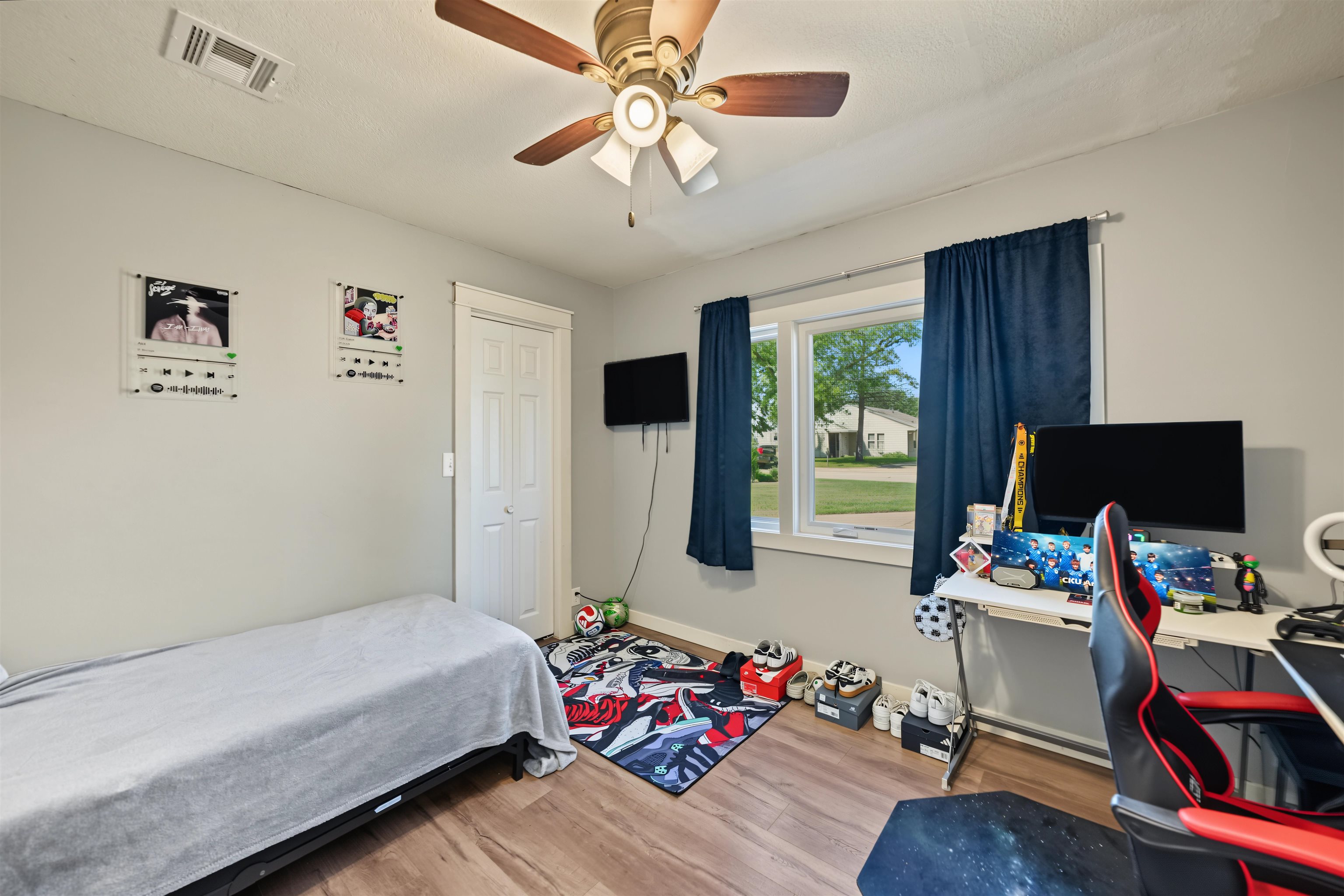 413 Woodlawn Ave Property Photo 19