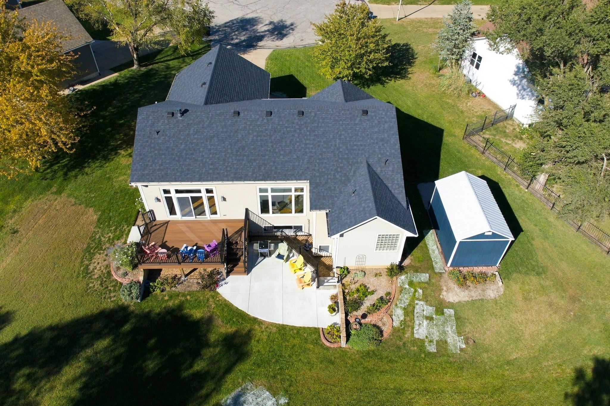 1345 Glenview Dr Property Photo 36