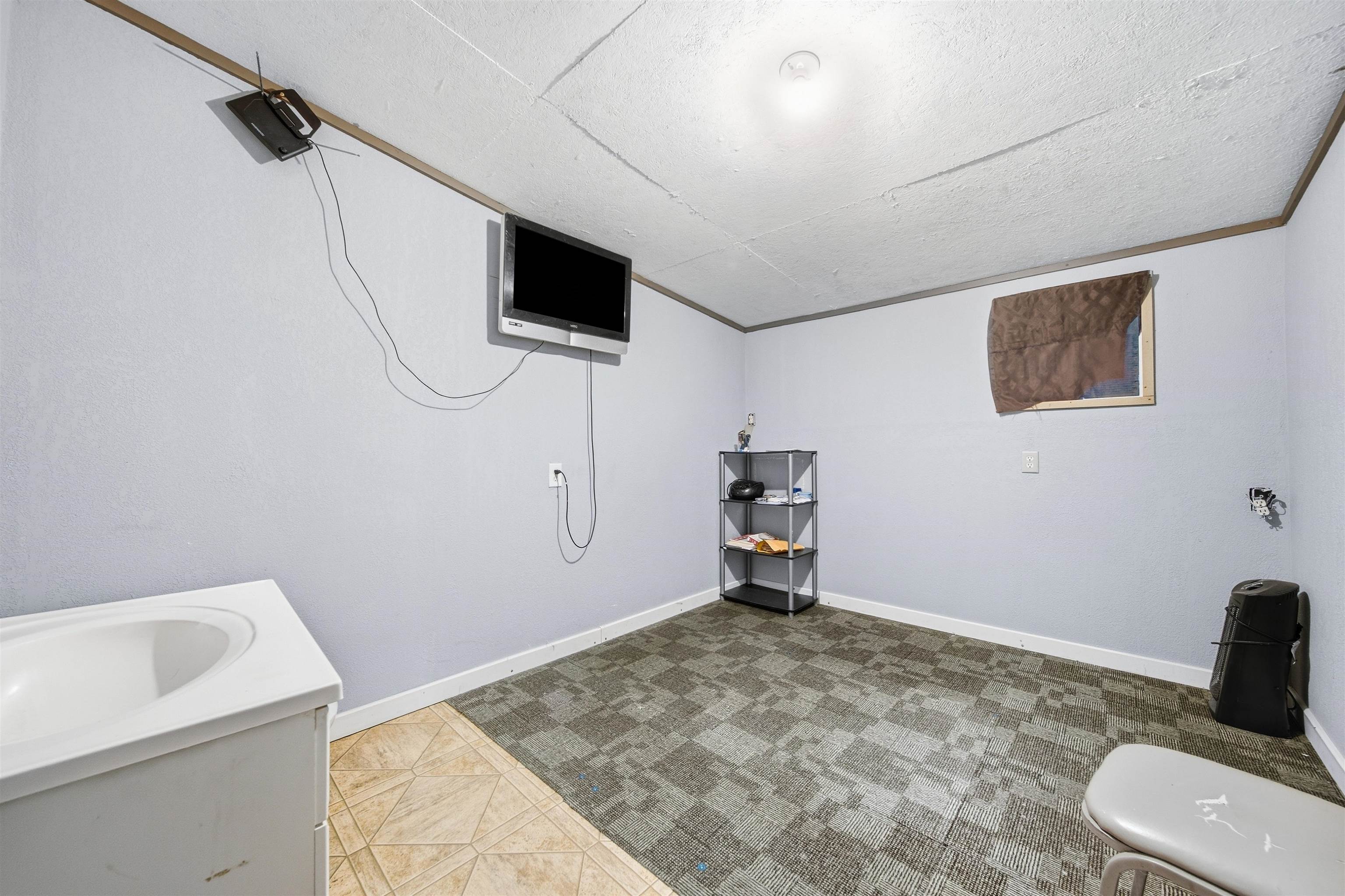 1626 N Piatt Property Photo 8