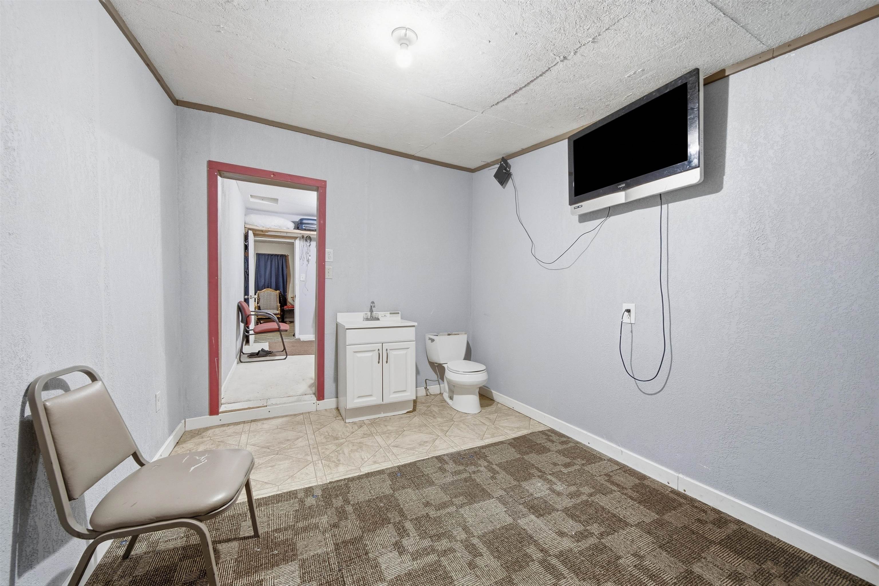 1626 N Piatt Property Photo 9