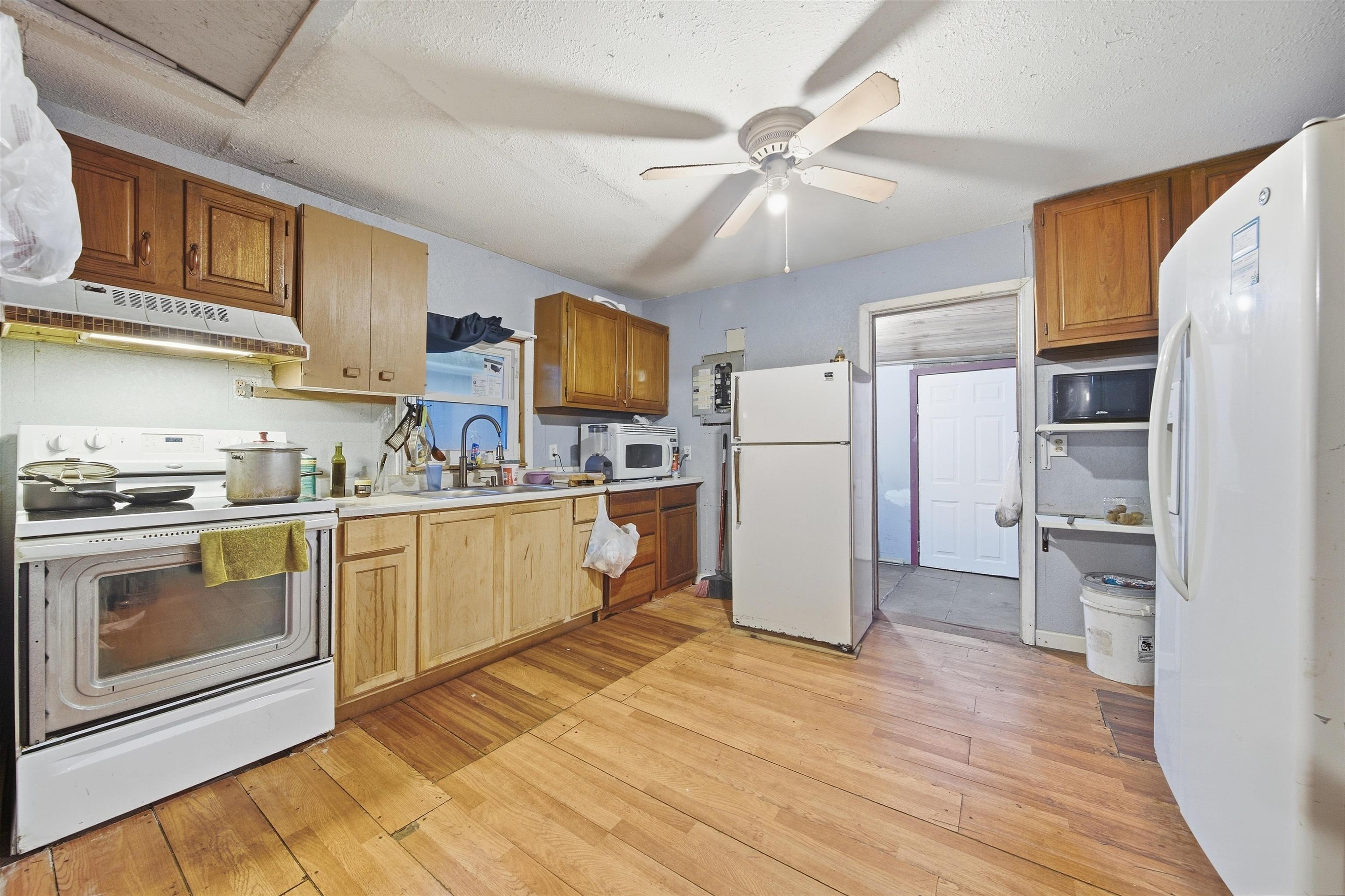 1626 N Piatt Property Photo 11